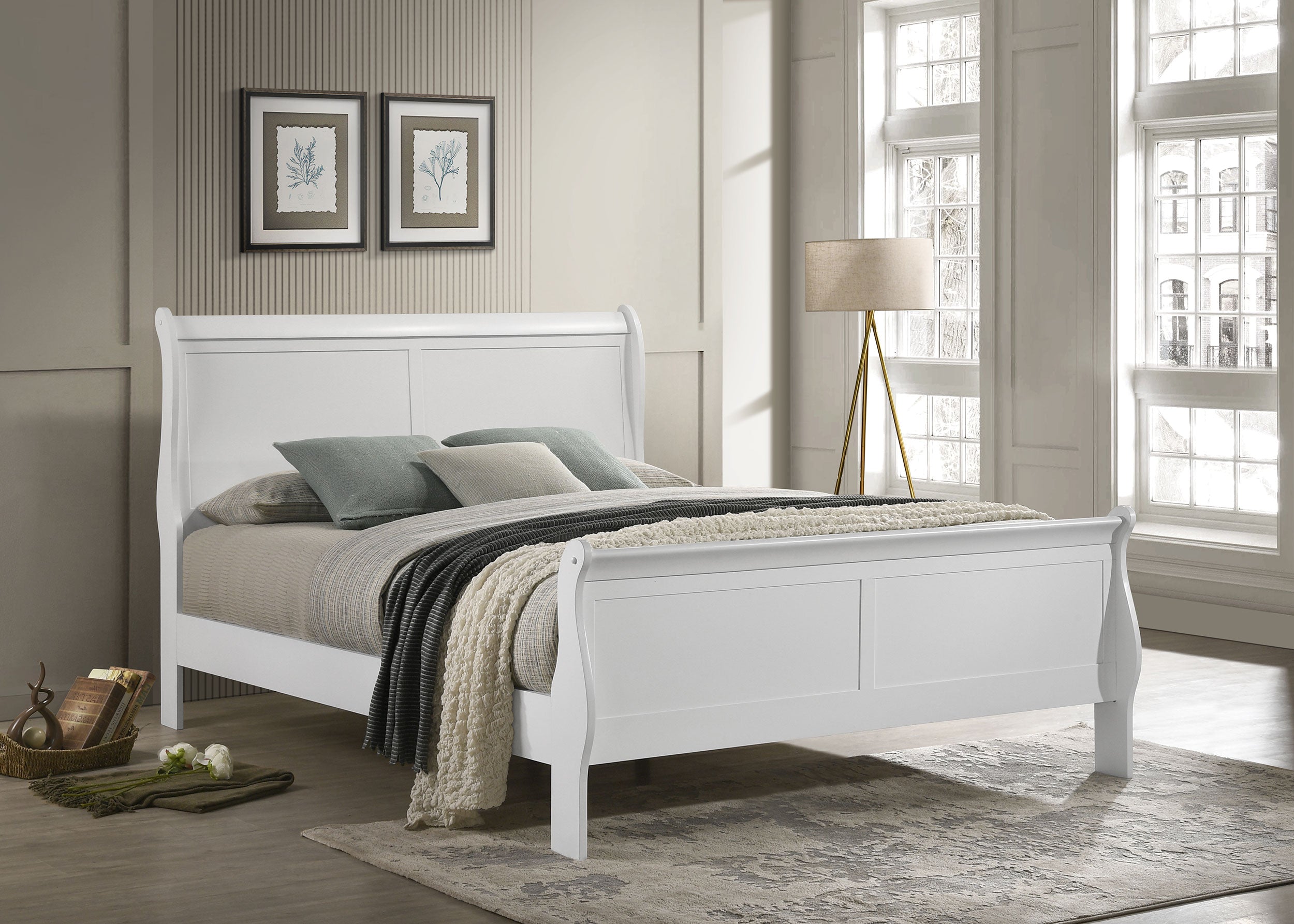 Louis Philippe 47-inch Eastern King Sleigh Panel Bed White — view 2