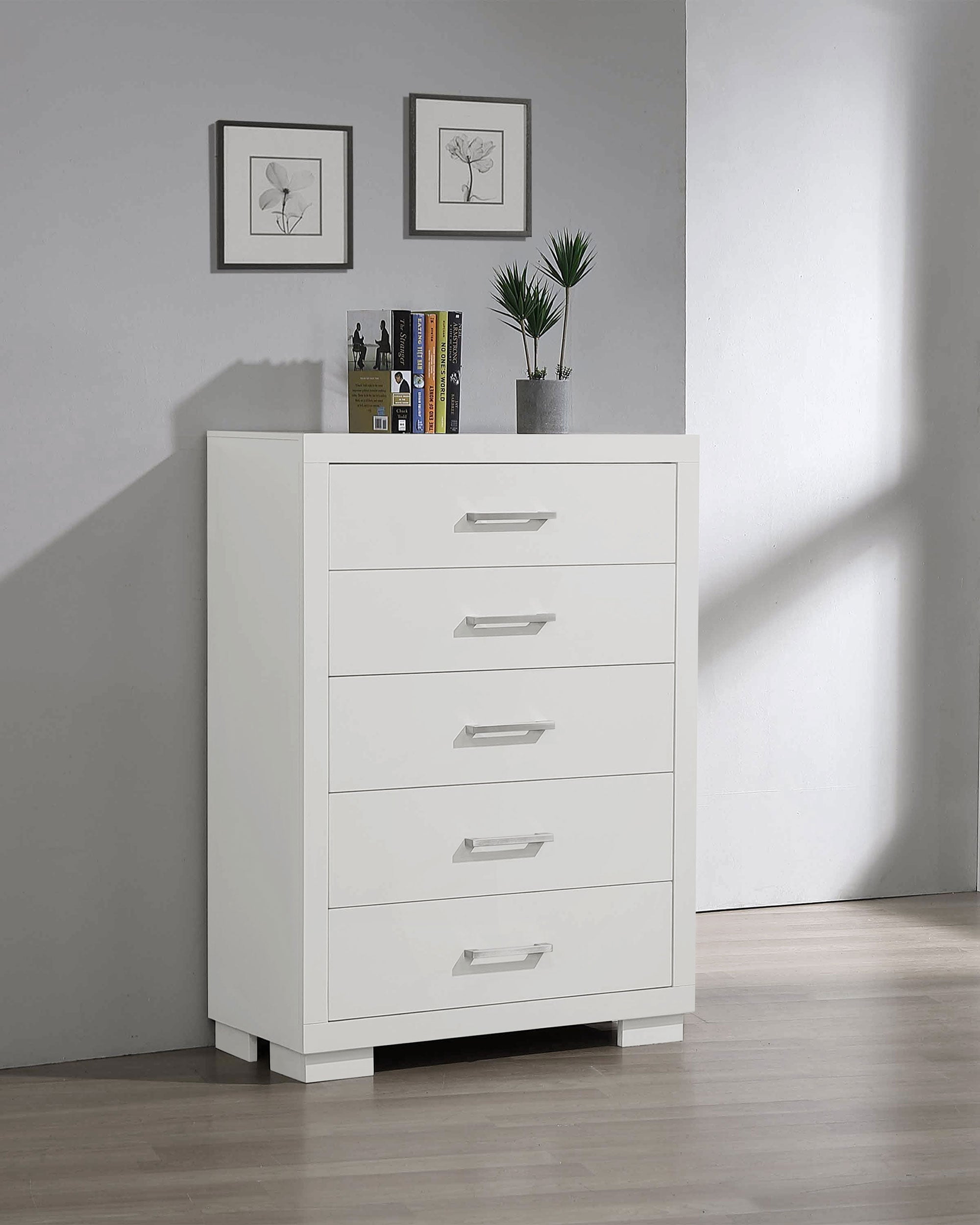 Jessica 5-drawer Bedroom Chest Snow White — view 2