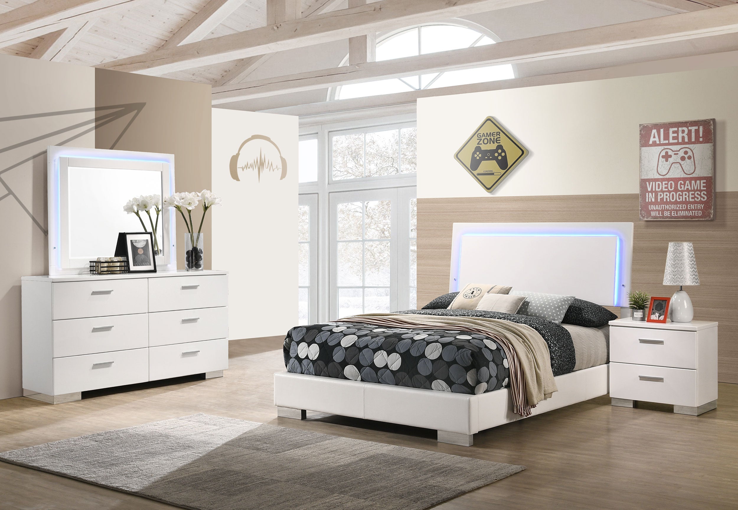 Felicity 4-piece Full Bedroom Set White High Gloss — view 1