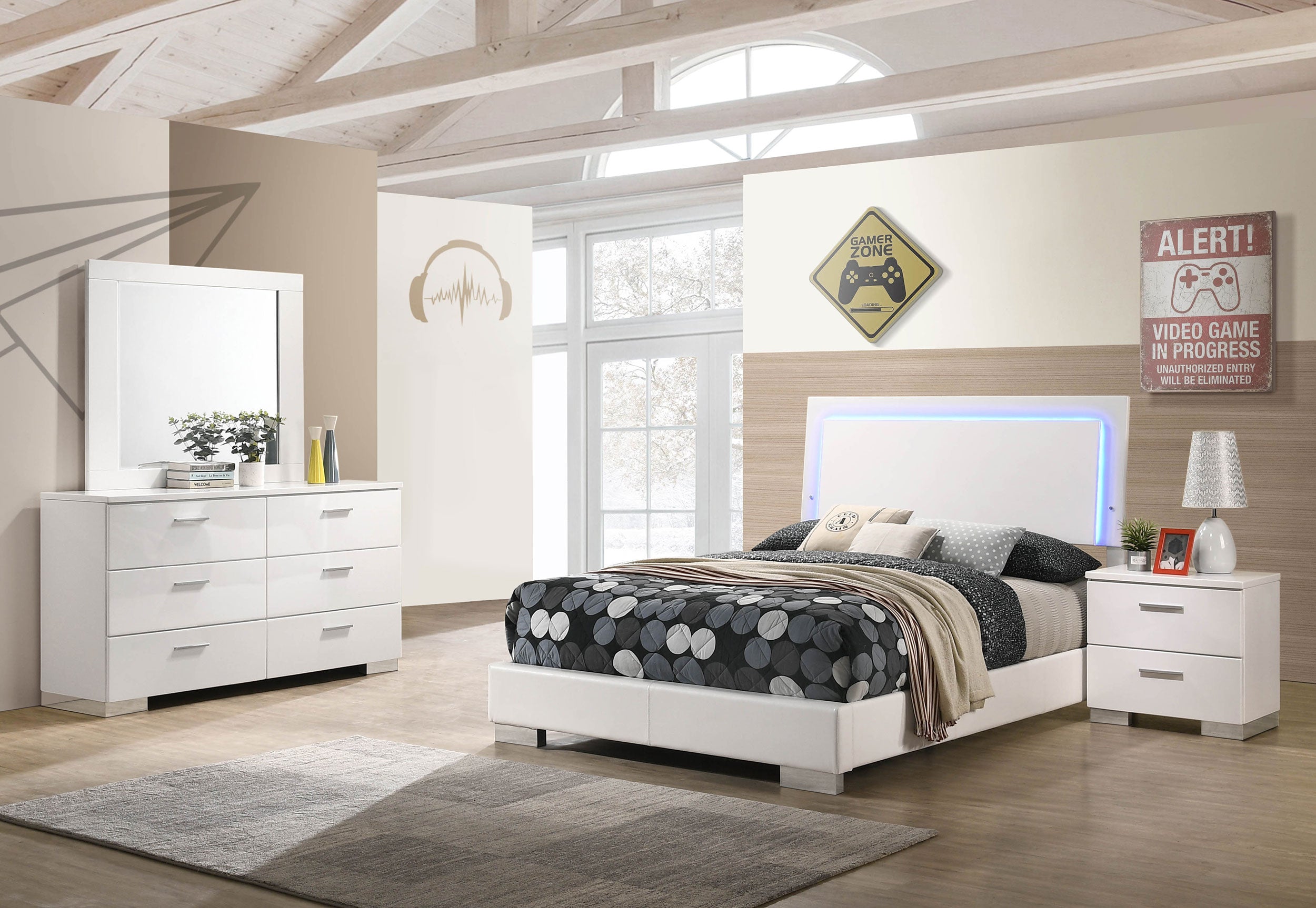 Felicity 4-piece Full Bedroom Set White High Gloss — view 1