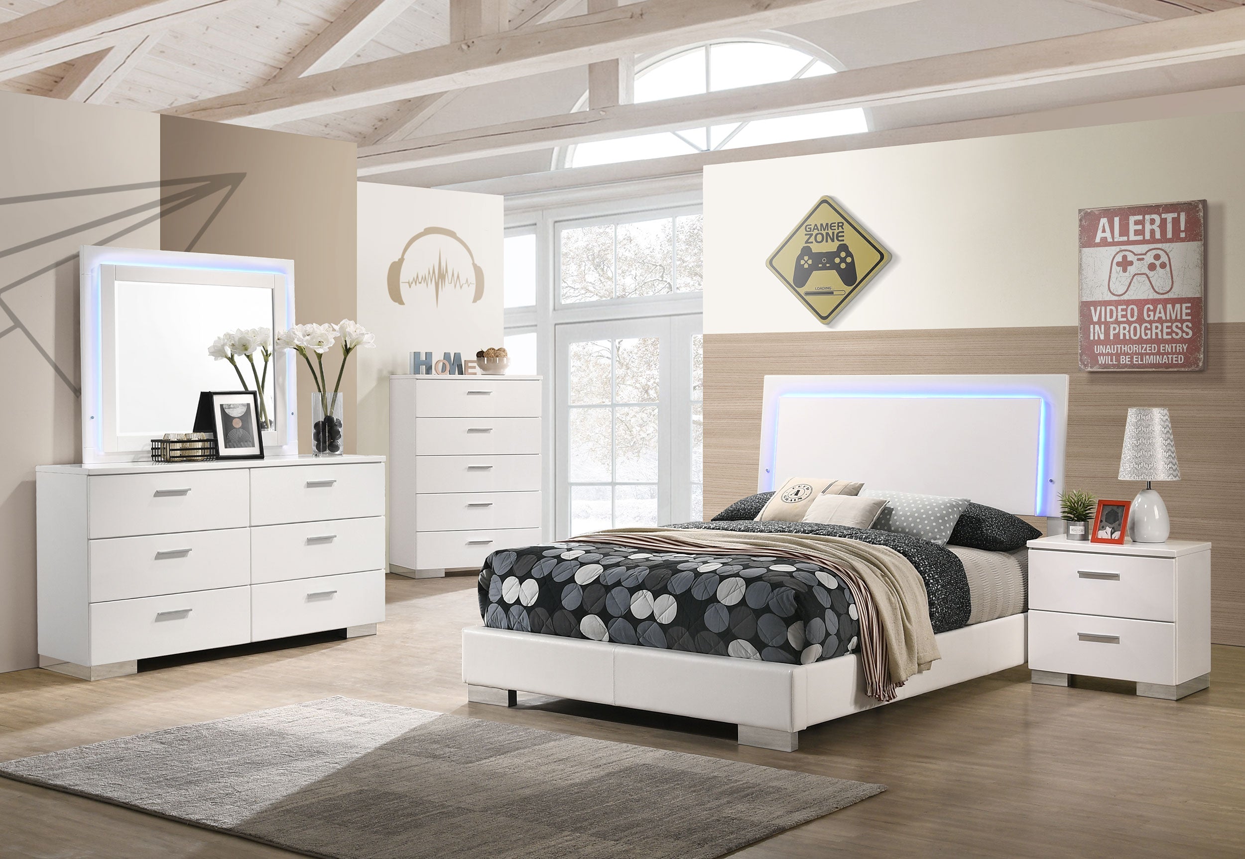 Felicity 5-piece Full Bedroom Set White High Gloss — view 1