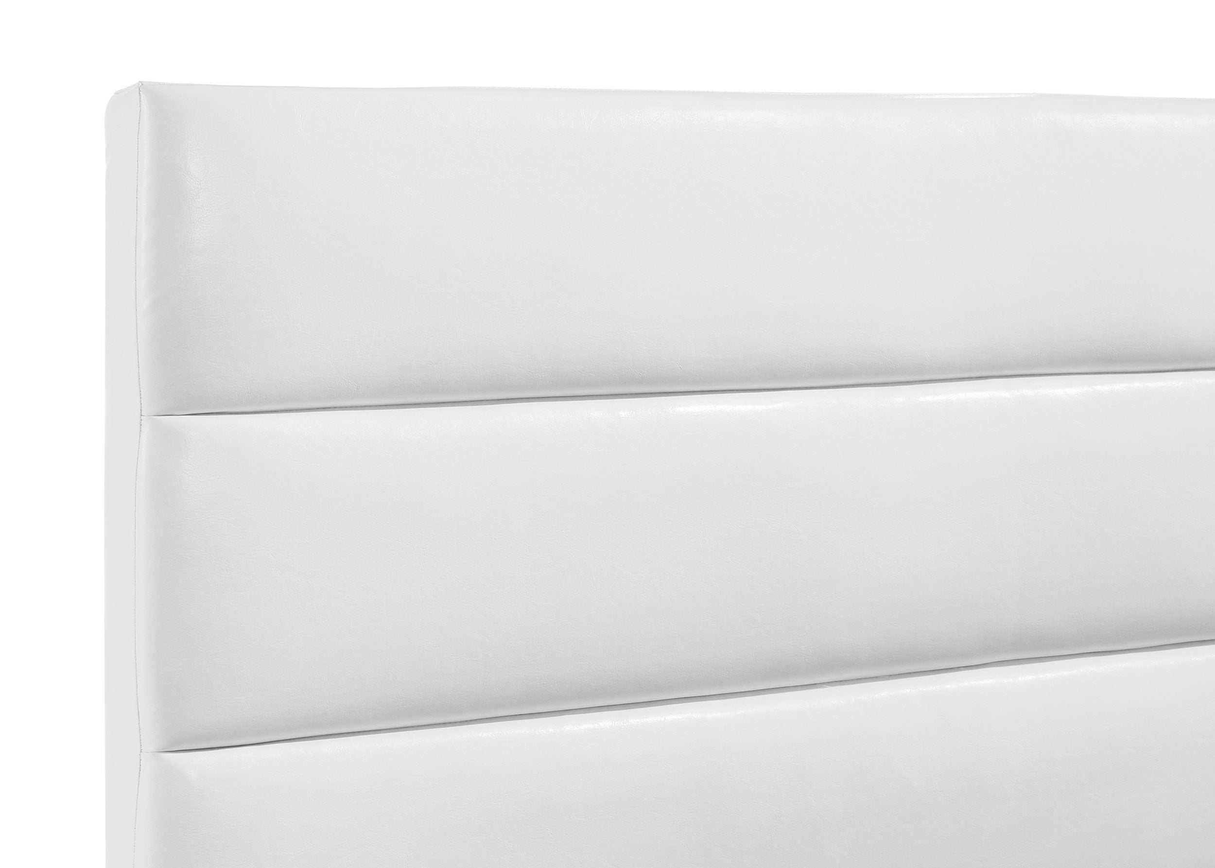 Felicity 4-piece California King Platform Bedroom Set White — view 11