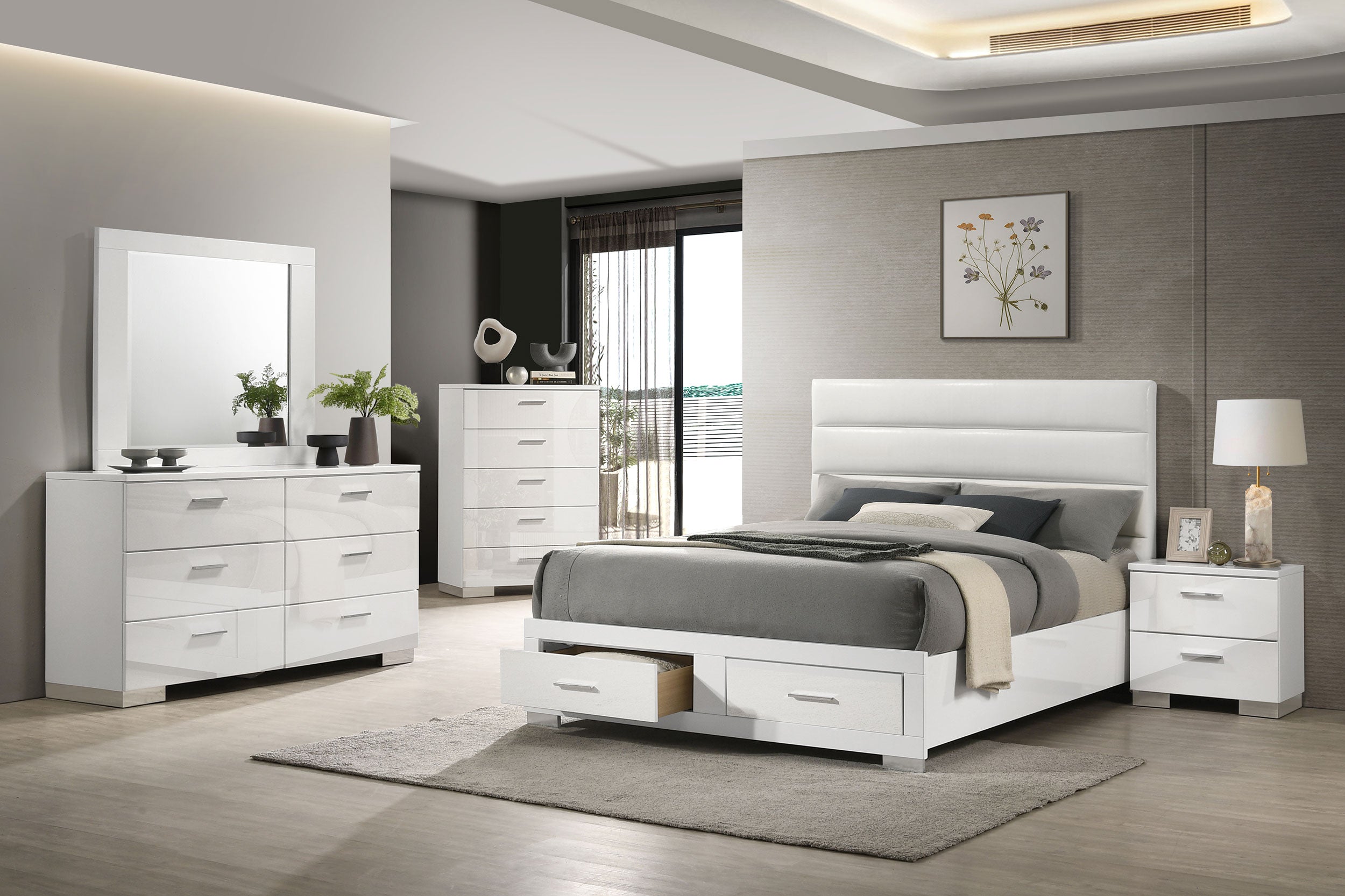 Felicity 5-piece California King Platform Bedroom Set White — view 1