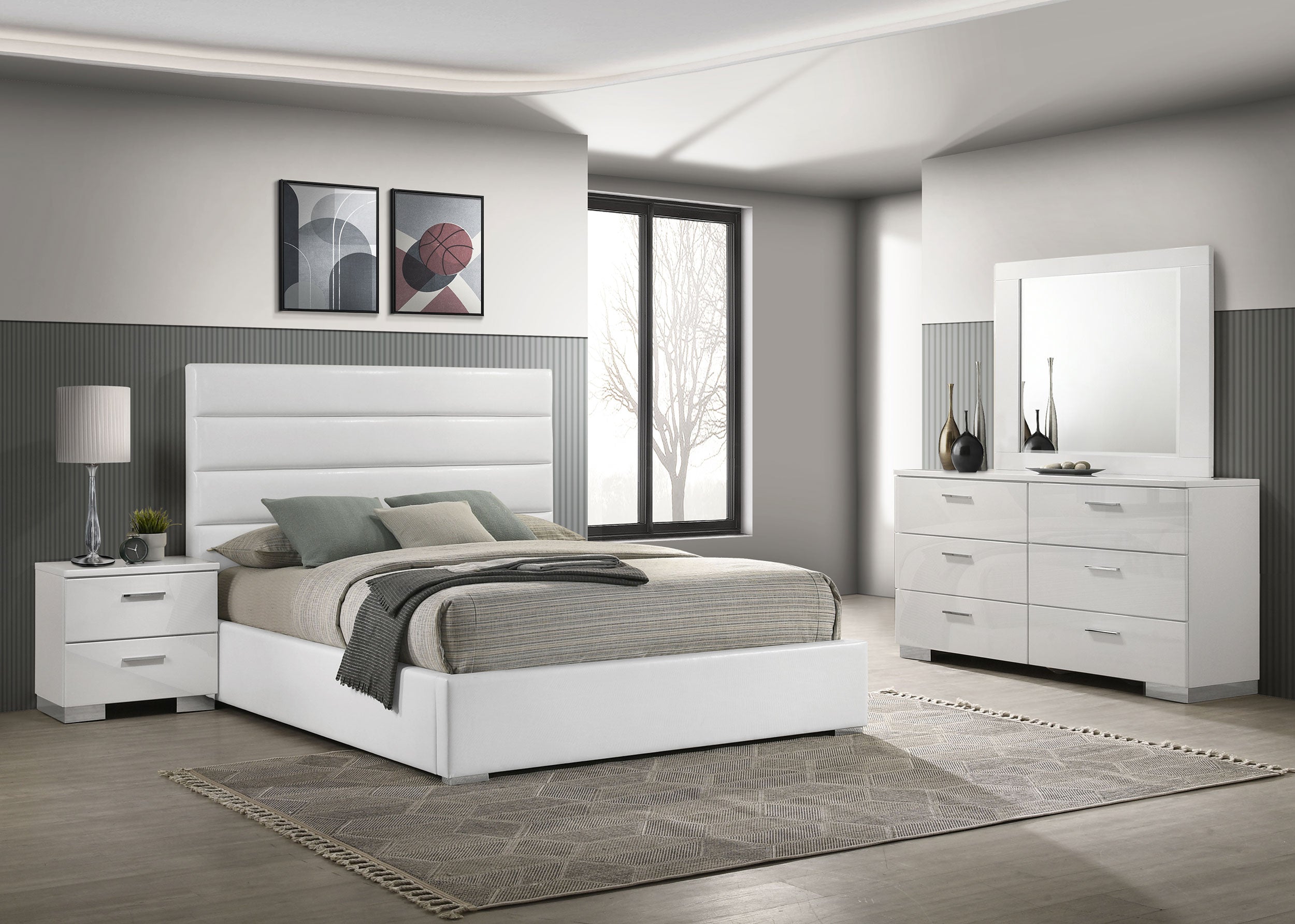 Felicity 4-piece Eastern King Bedroom Set White High Gloss — view 1