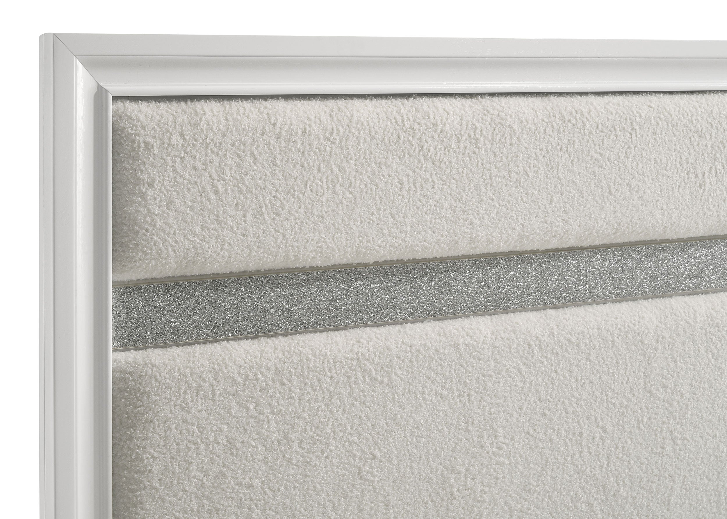 Miranda 54-inch Upholstered Eastern King Panel Bed White — view 7