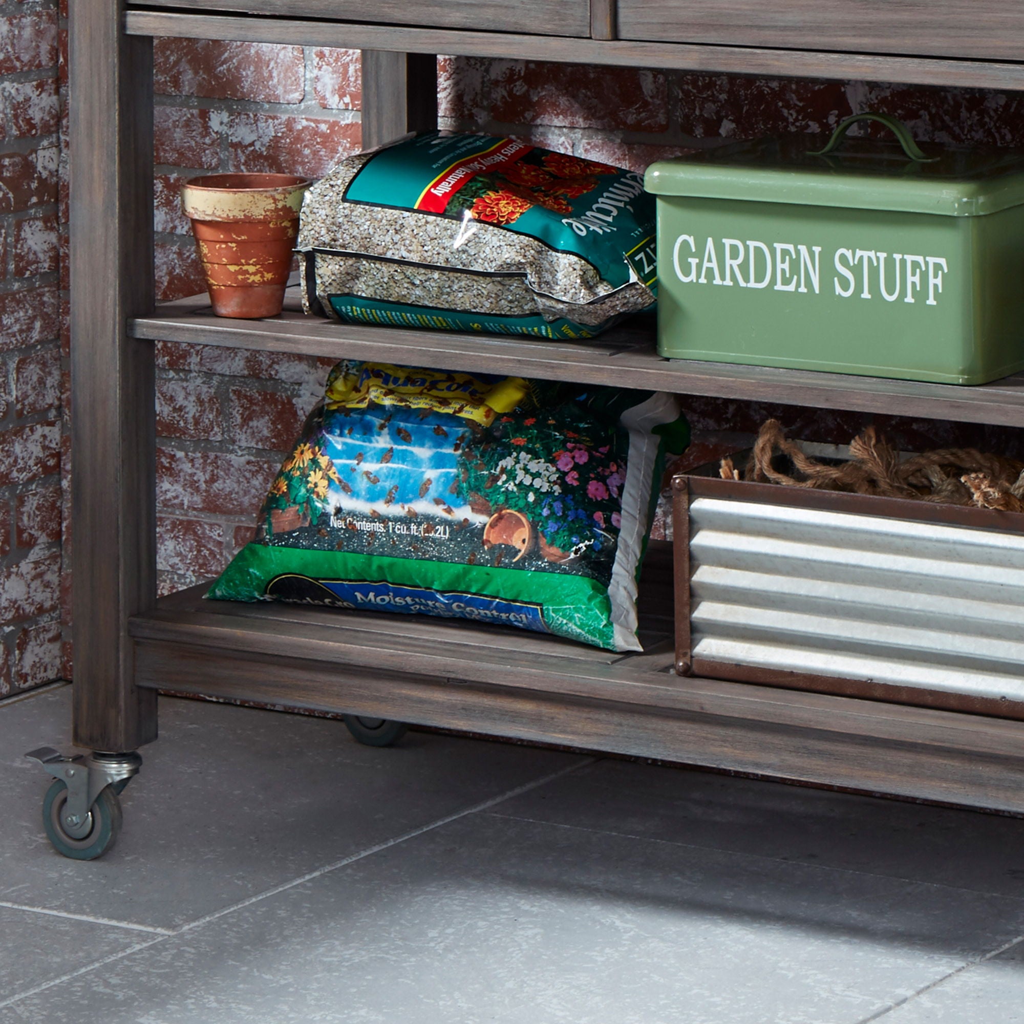 Maho - Potting Bench