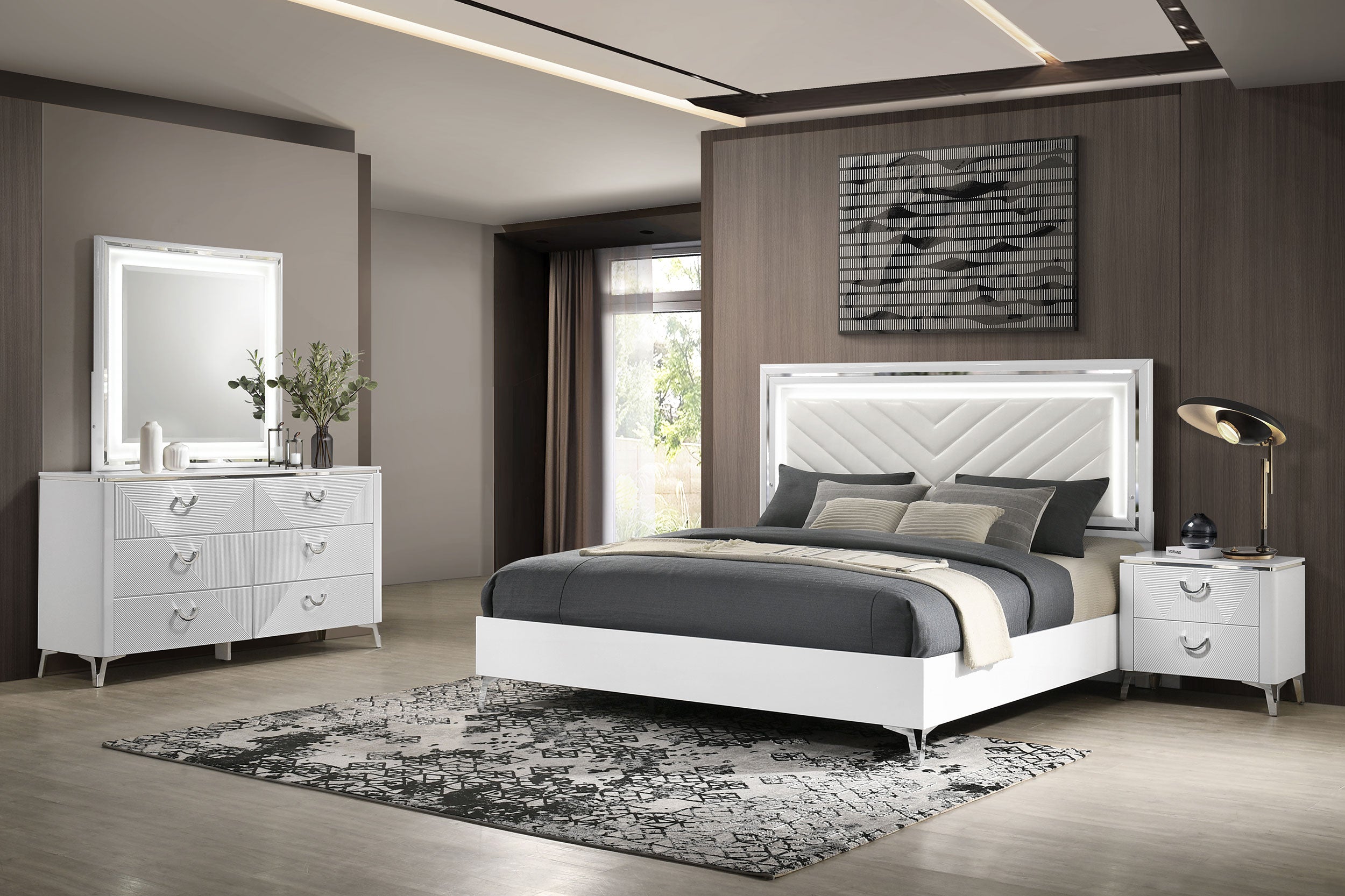 Cassia 4-piece Queen LED Bedroom Set White High Gloss — view 1