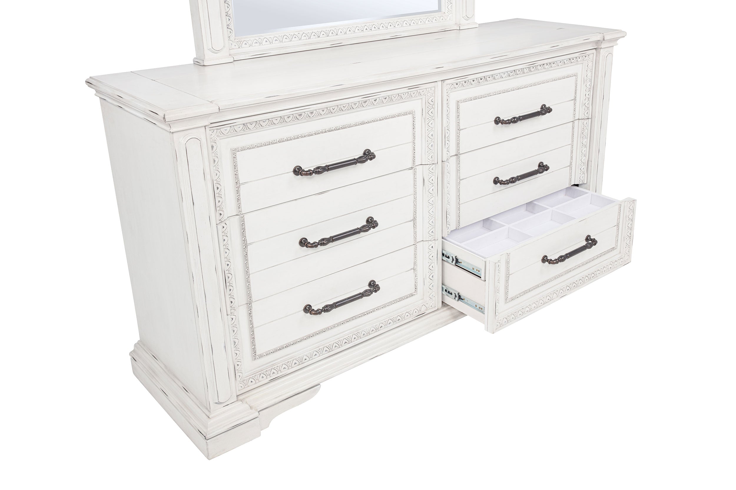 McKinney 5-piece Eastern King Bedroom Set Vintage White — view 14