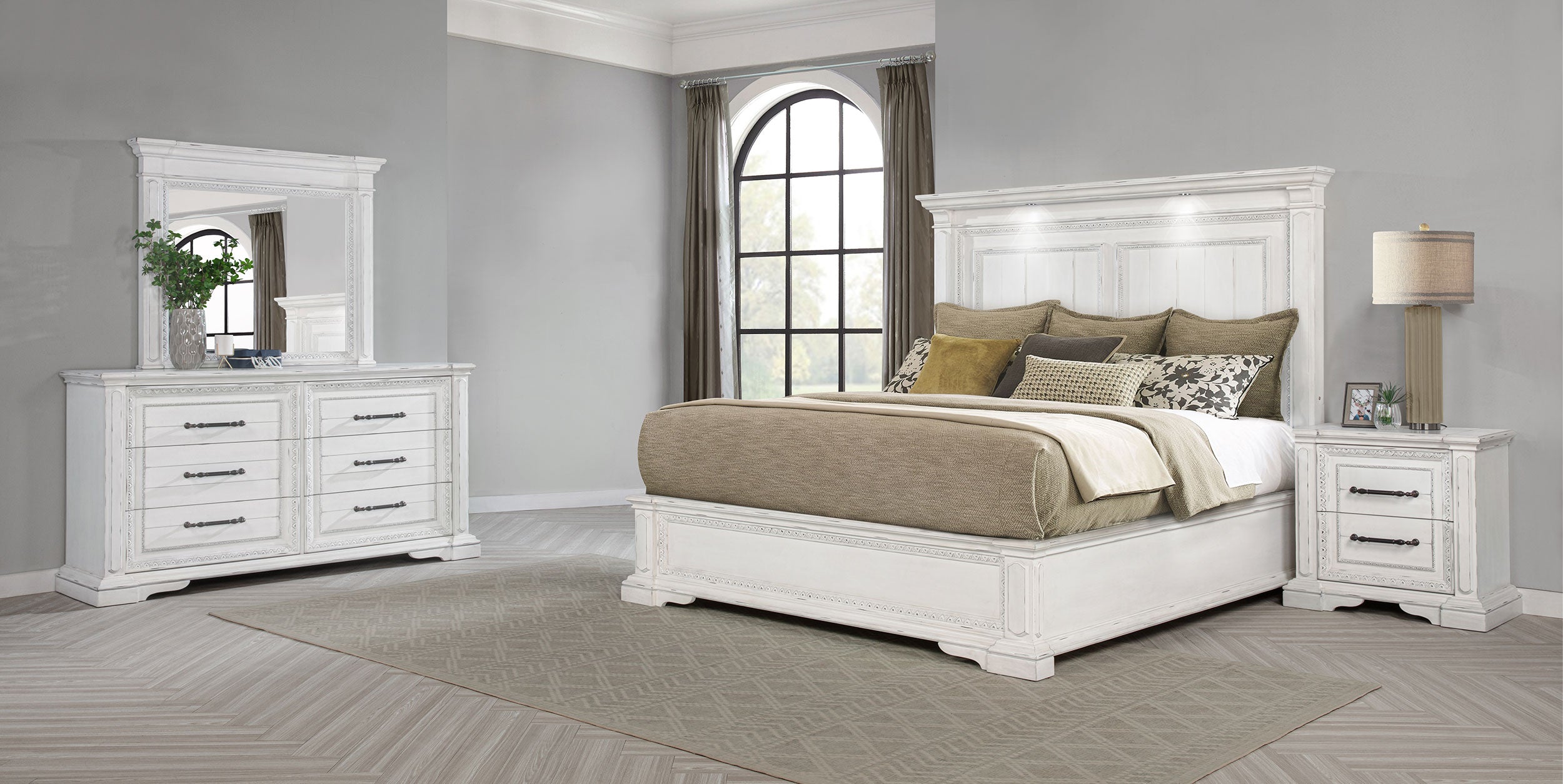 McKinney 4-piece Queen Bedroom Set Vintage White — view 1