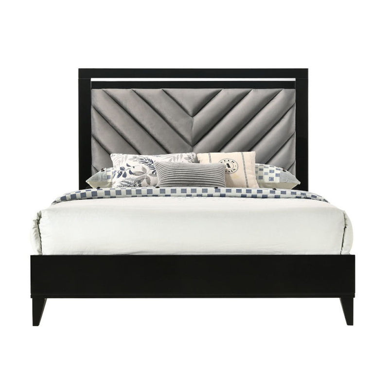 Chelsie - Bed