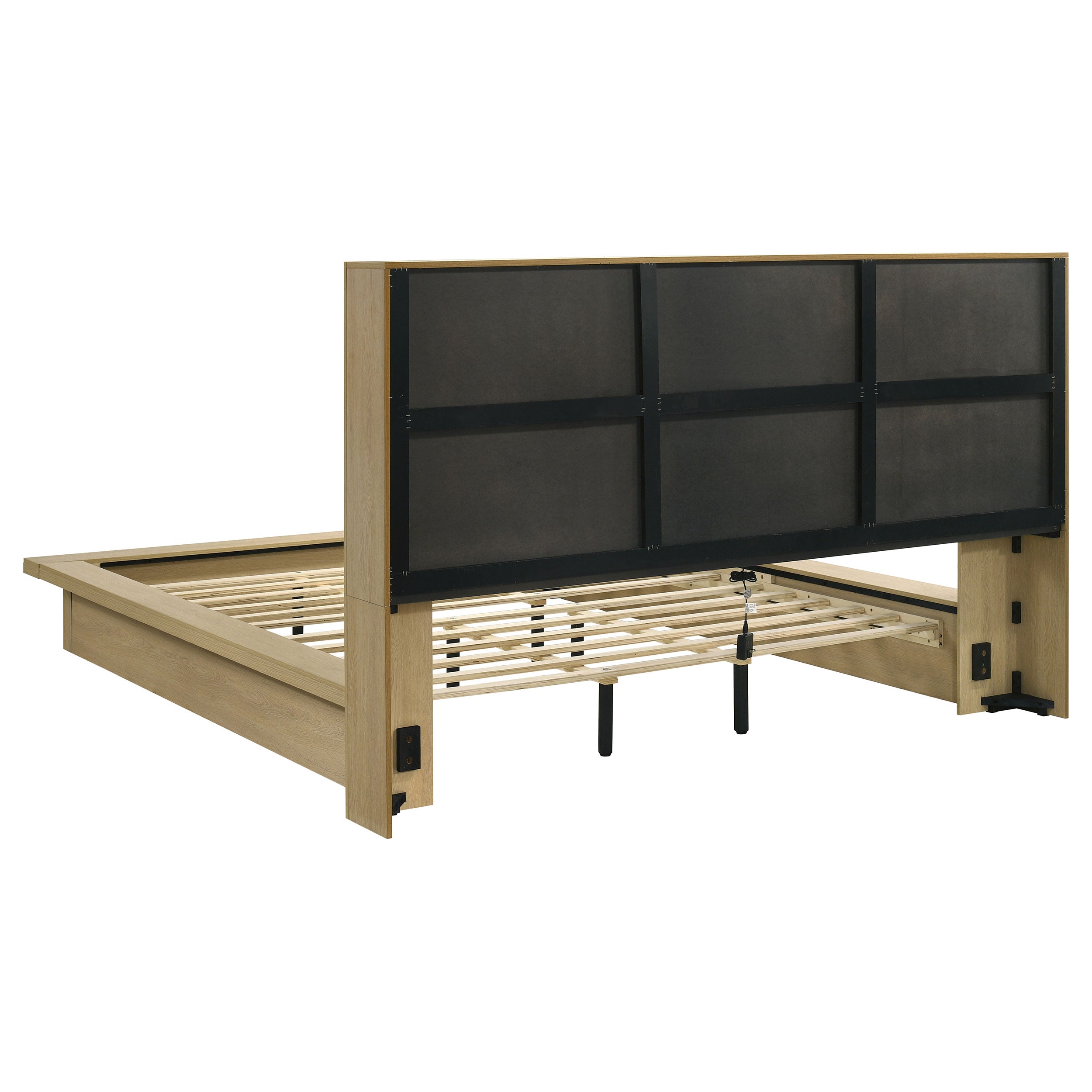 Hendricks 5-piece Eastern King Bedroom Set Light Oak — view 3