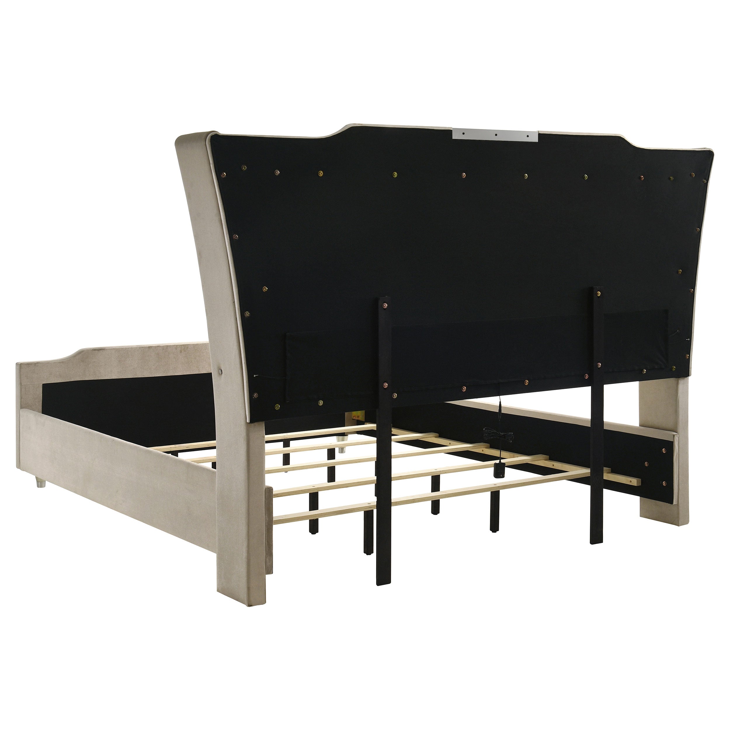 Lorient 4-piece California King Bedroom Set Ivory and Camel — view 4