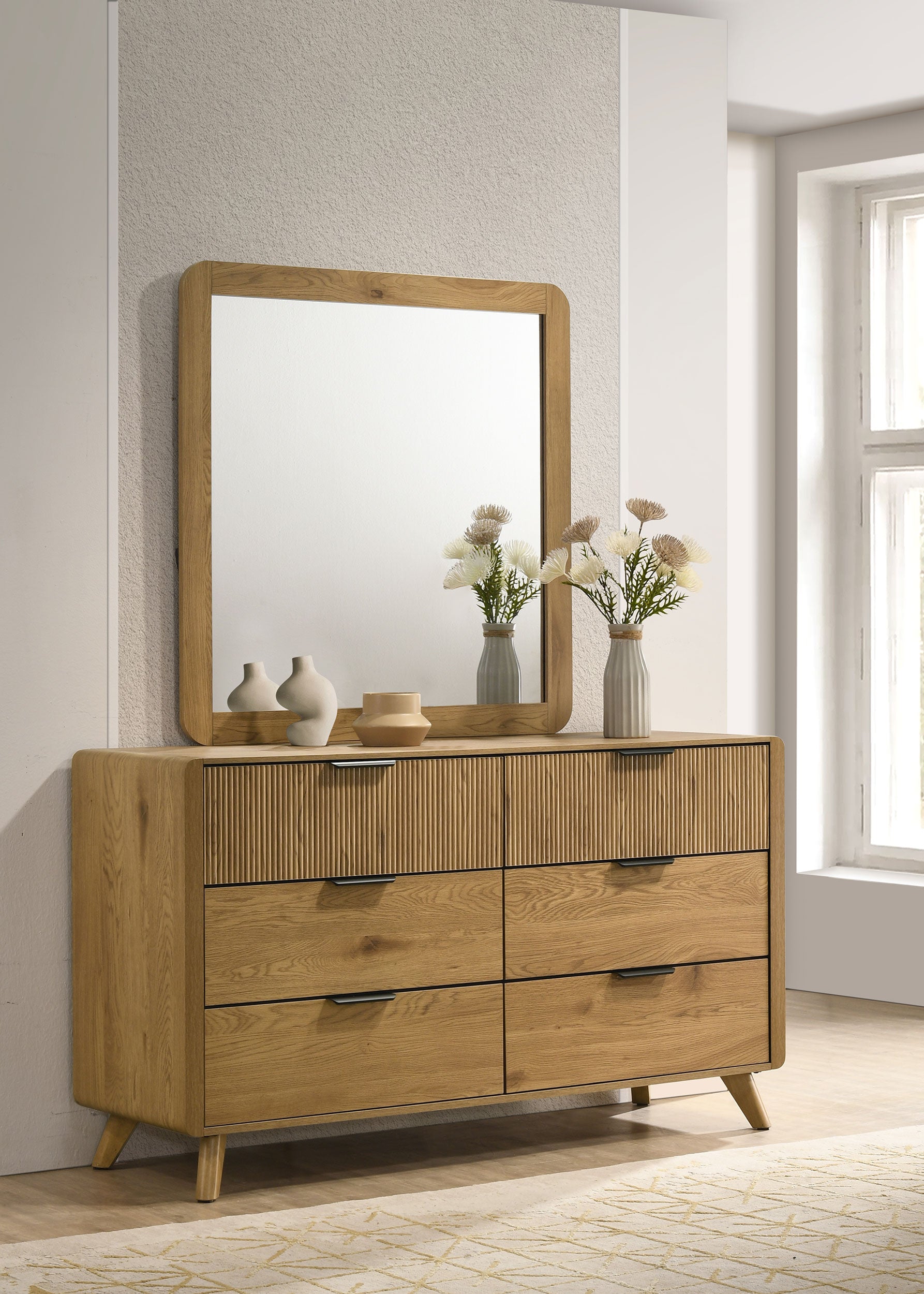 Bennett 6-drawer Bedroom Dresser and Mirror Set Light Oak — view 2