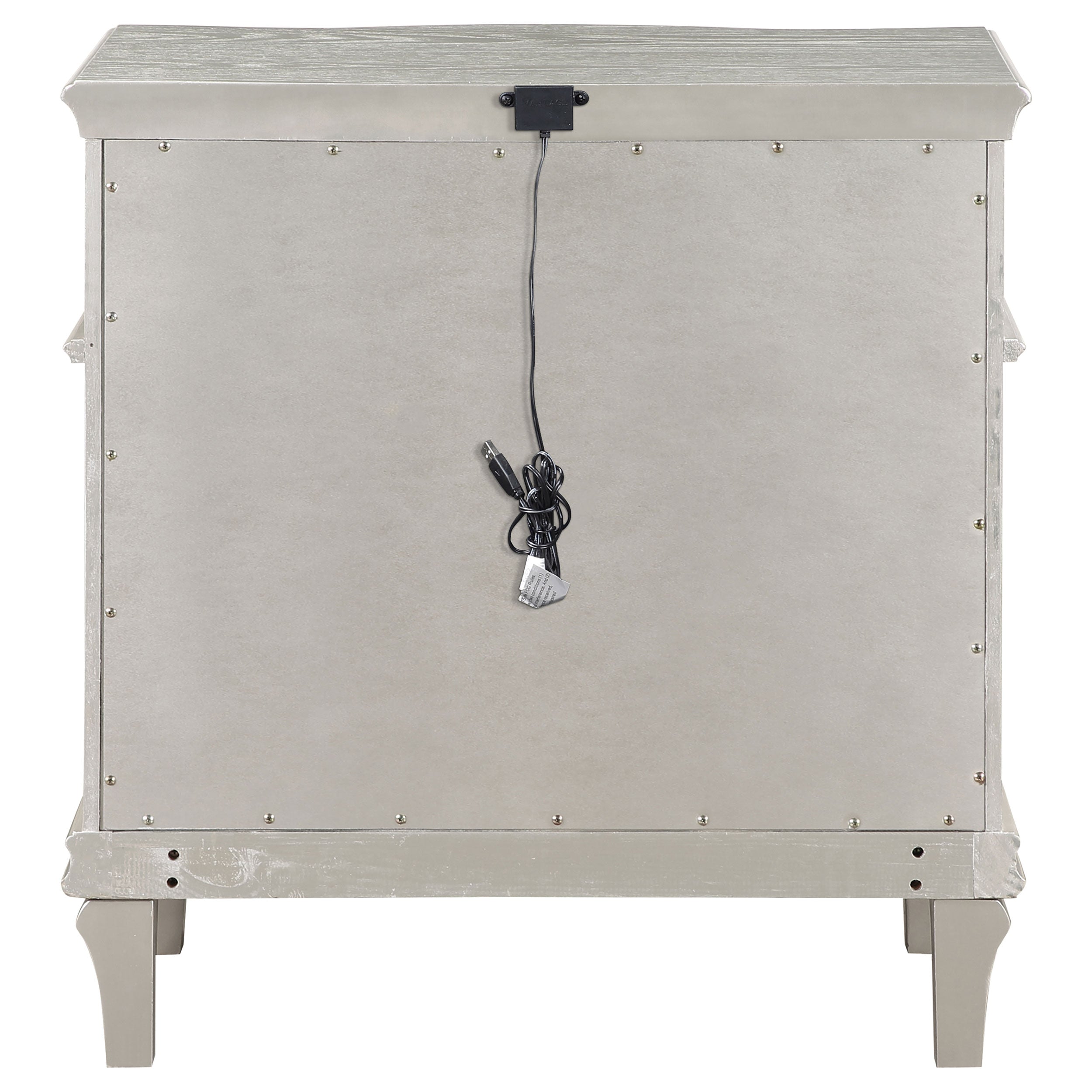 Evangeline 3-drawer Nightstand Silver Oak — view 7