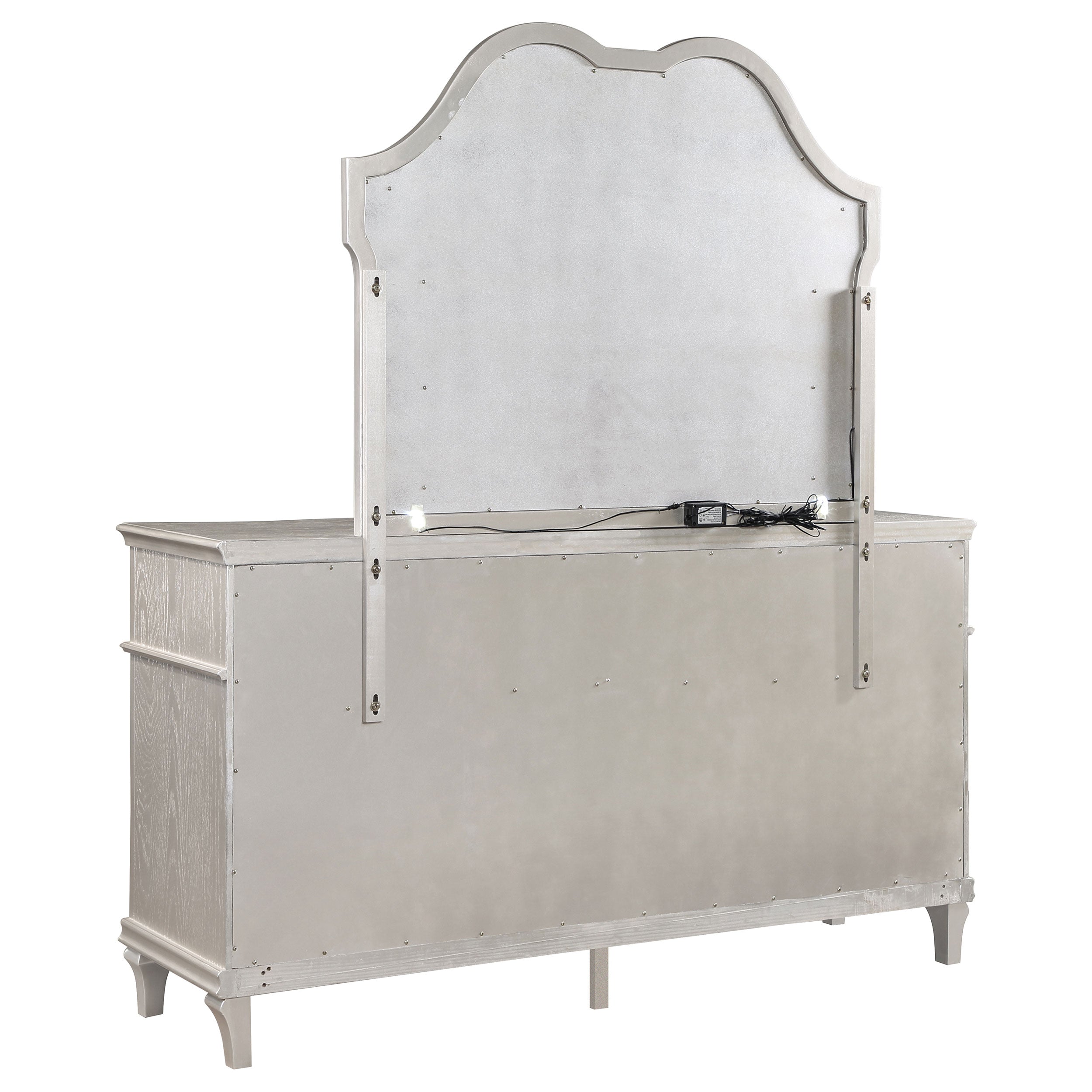 Evangeline 9-drawer Dresser with Mirror Silver Oak — view 6