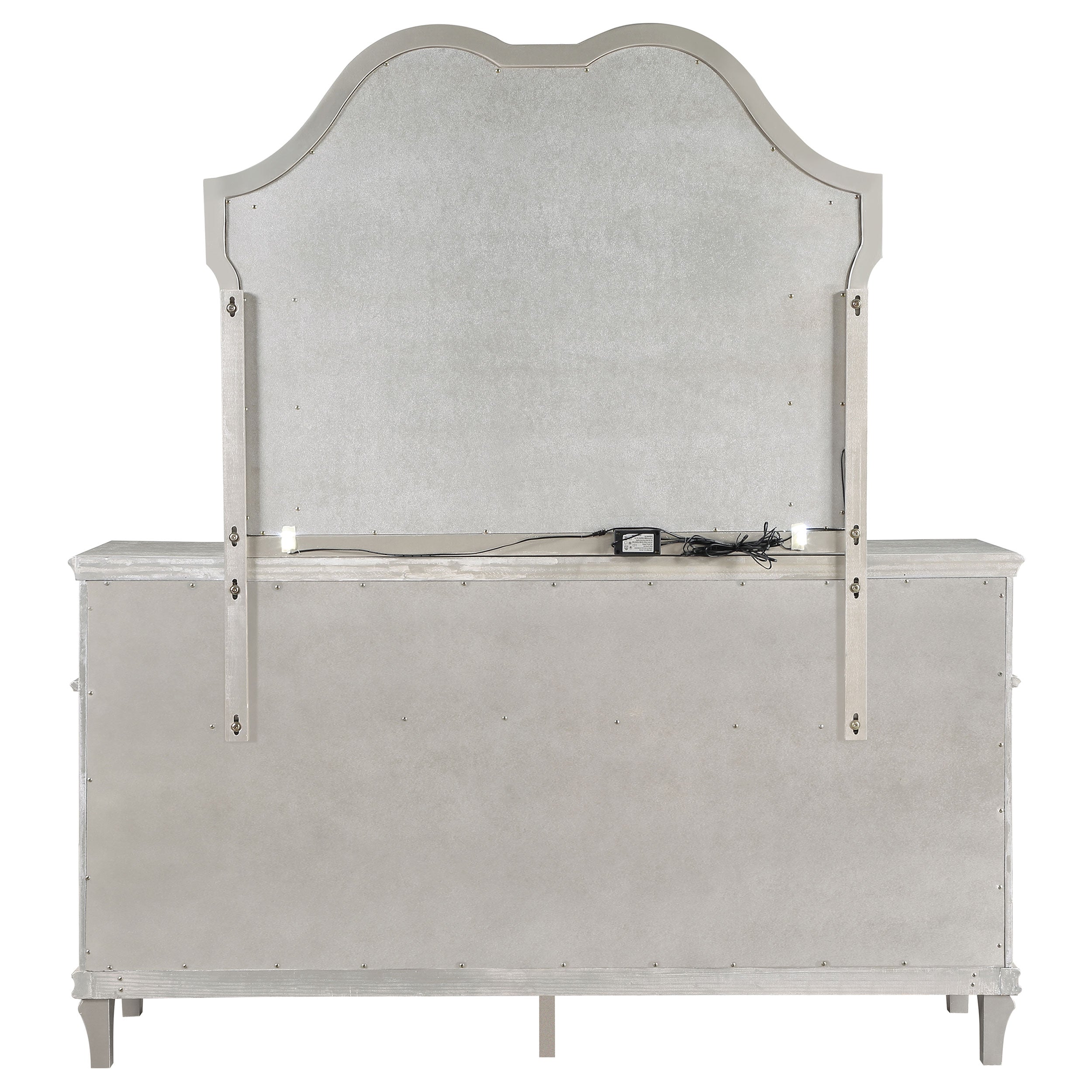 Evangeline 9-drawer Dresser with Mirror Silver Oak — view 7