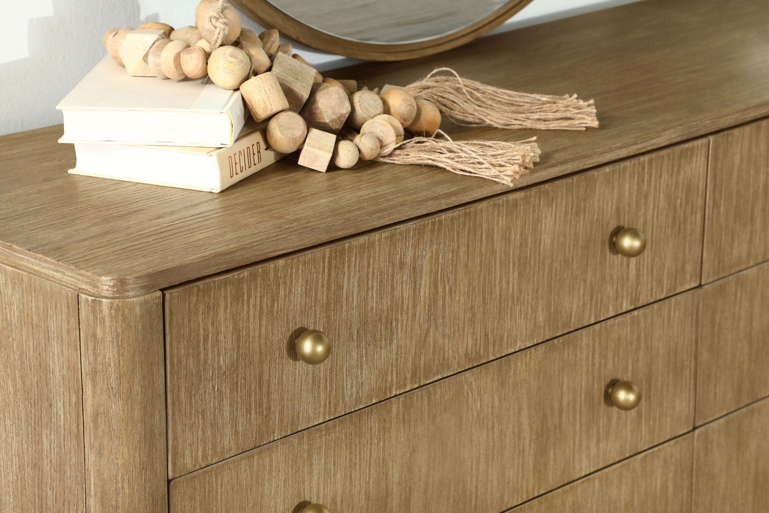 Arini 8-drawer Dresser Sand Wash — view 8