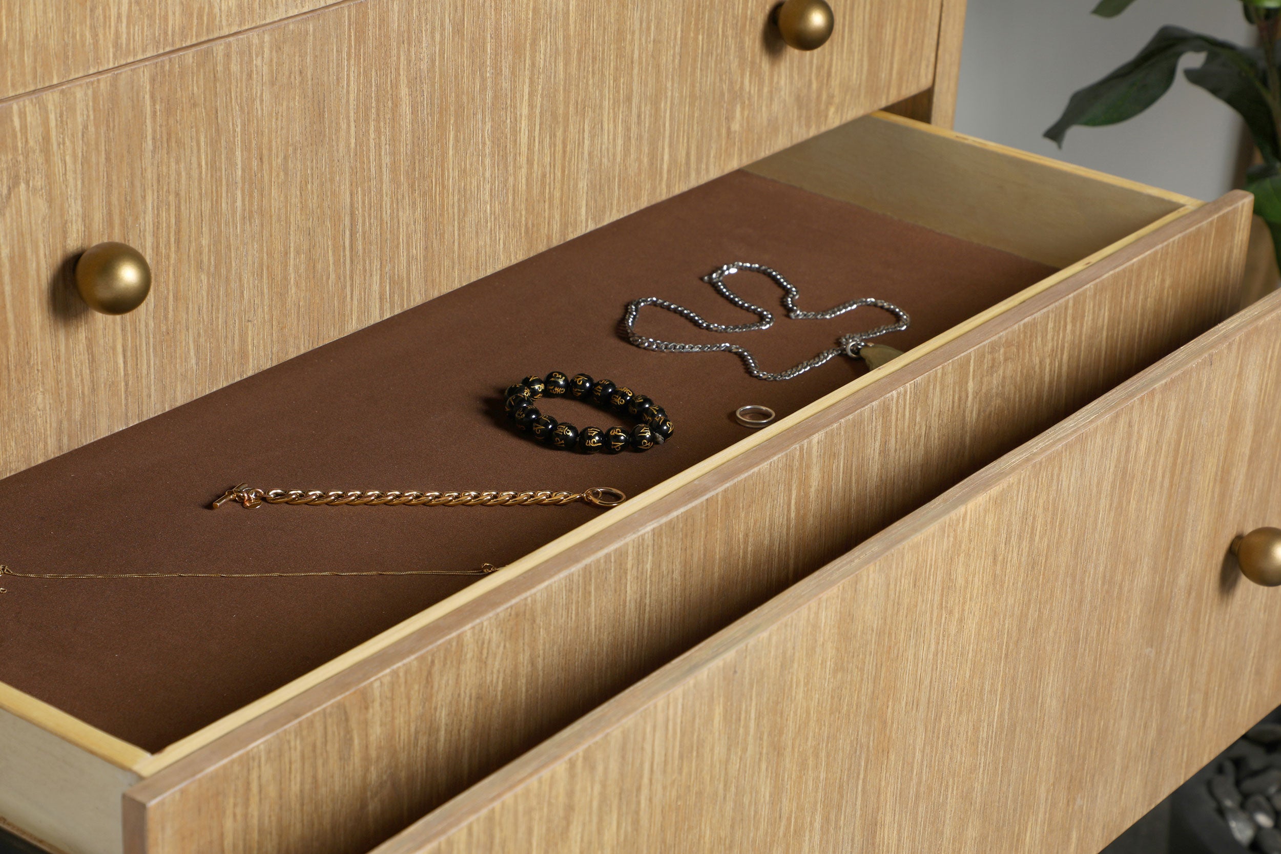 Arini 5-drawer Bedroom Chest Sand Wash — view 10