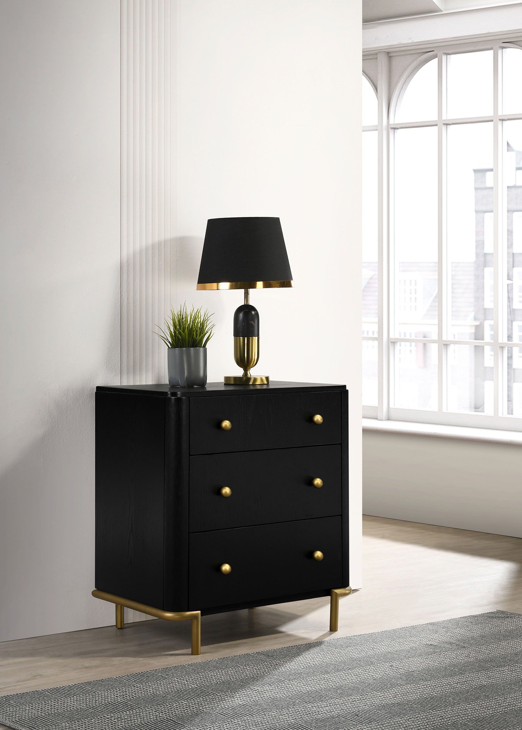 Arini 3-drawer Nightstand Black — view 2