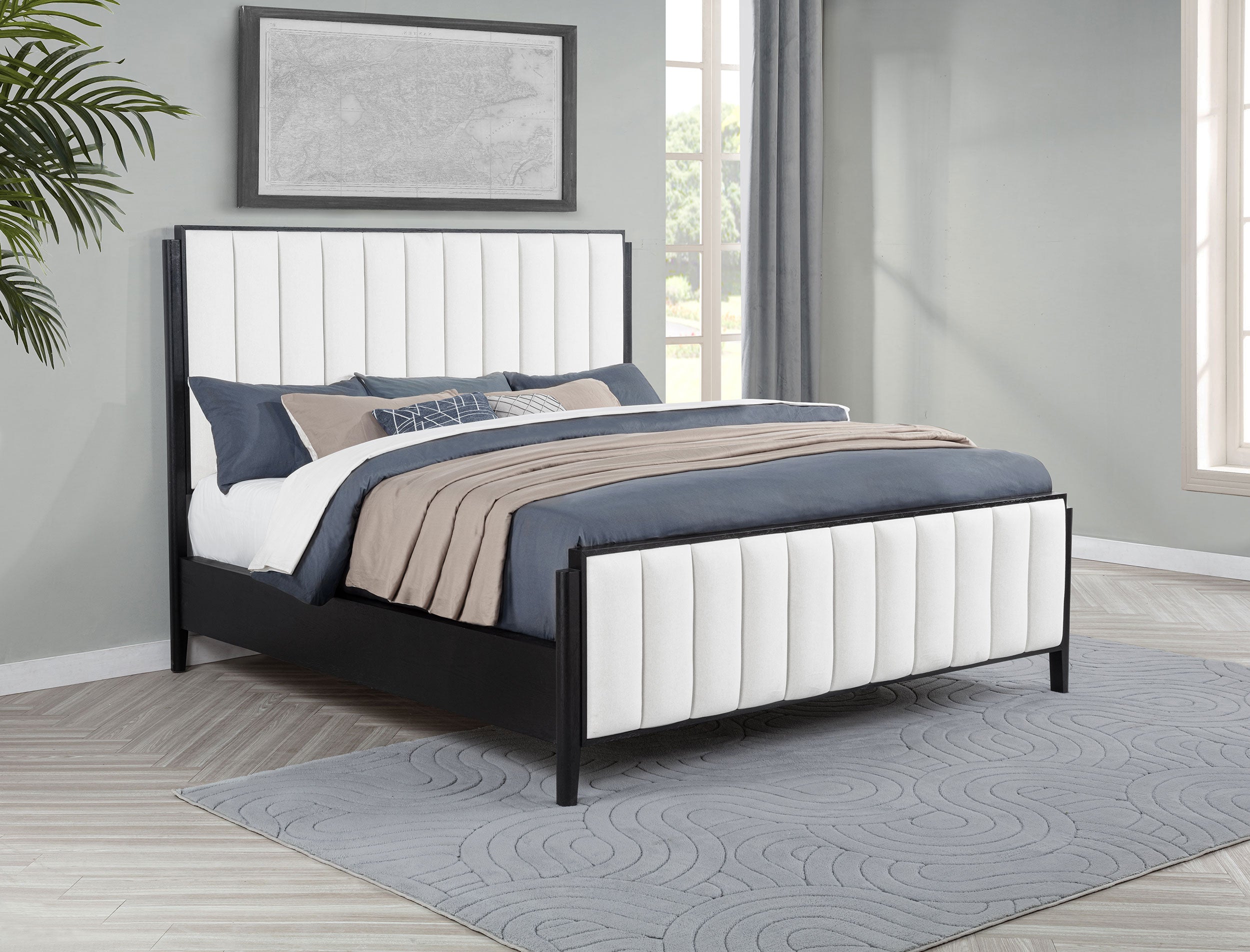 Brookmead 60-inch Upholstered California King Bed Black — view 2