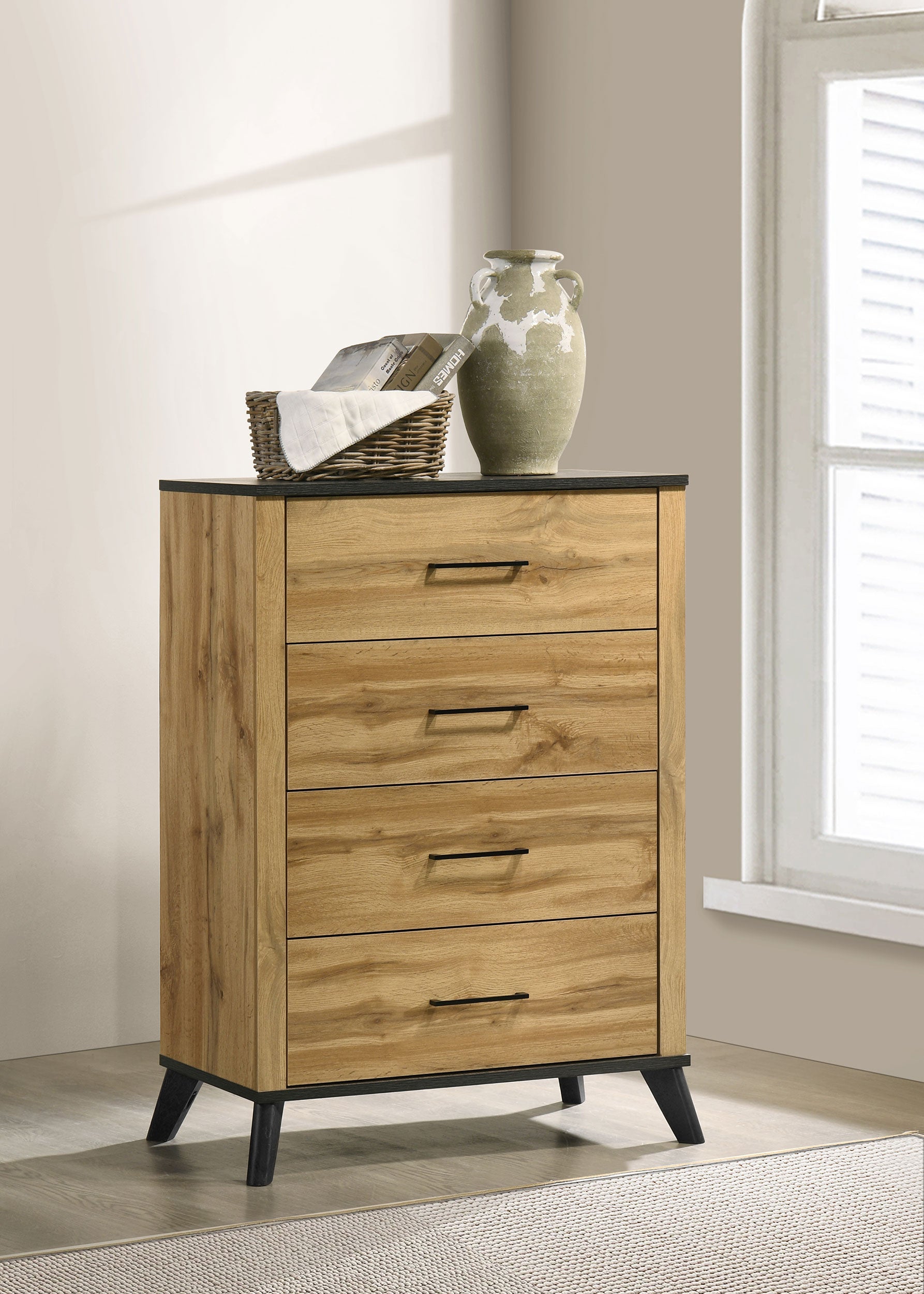 Kaywood 4-drawer Bedroom Chest of Drawers Natural Pine — view 2