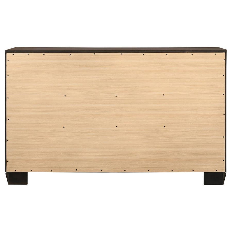 Kauffman - 6-Drawer Dresser