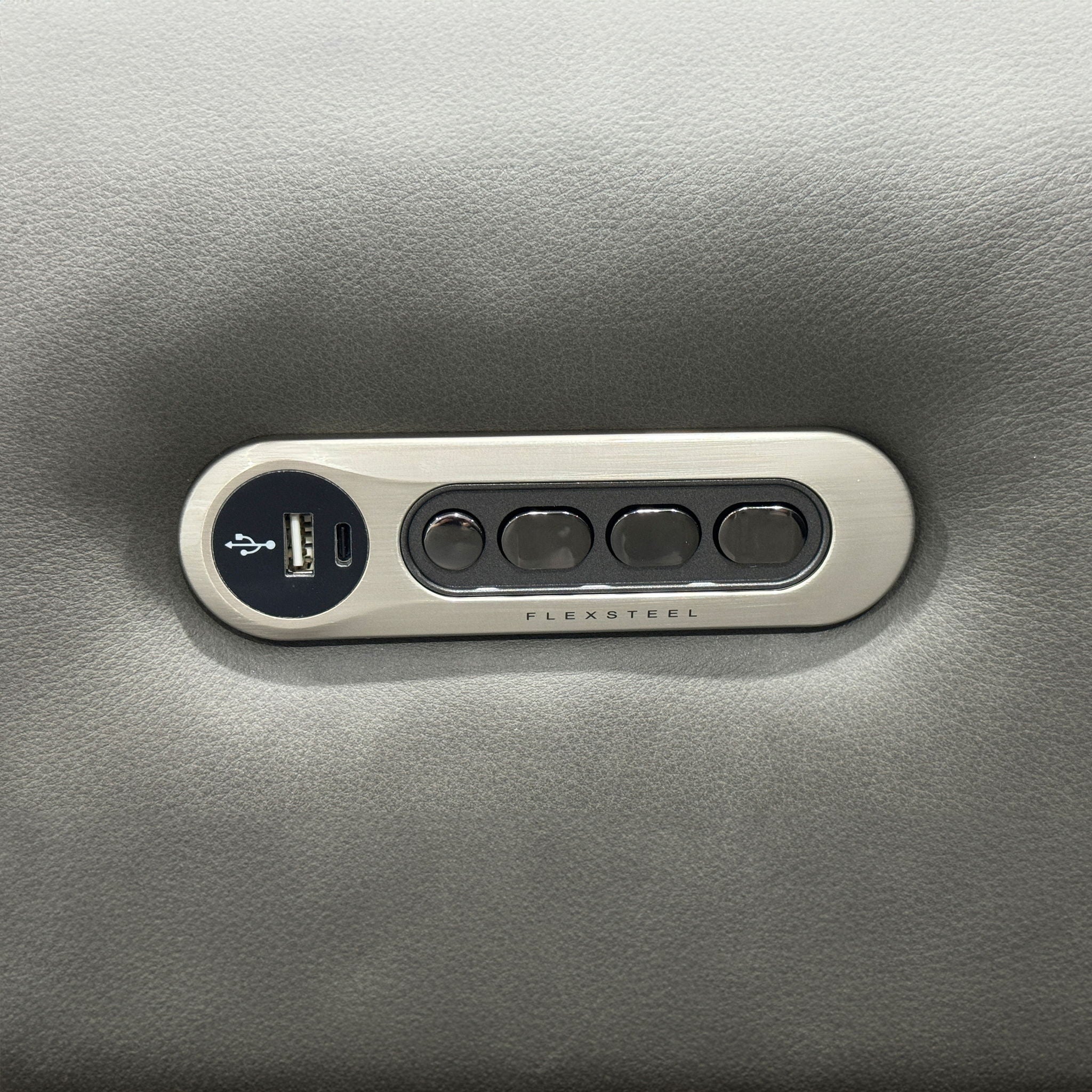Maxwell - Power Reclining Loveseat