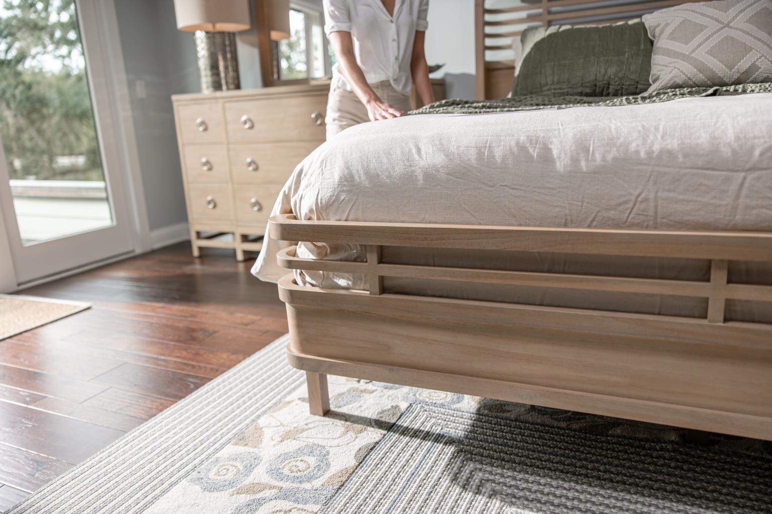 Monterey Queen Footboard Sandstone Finish