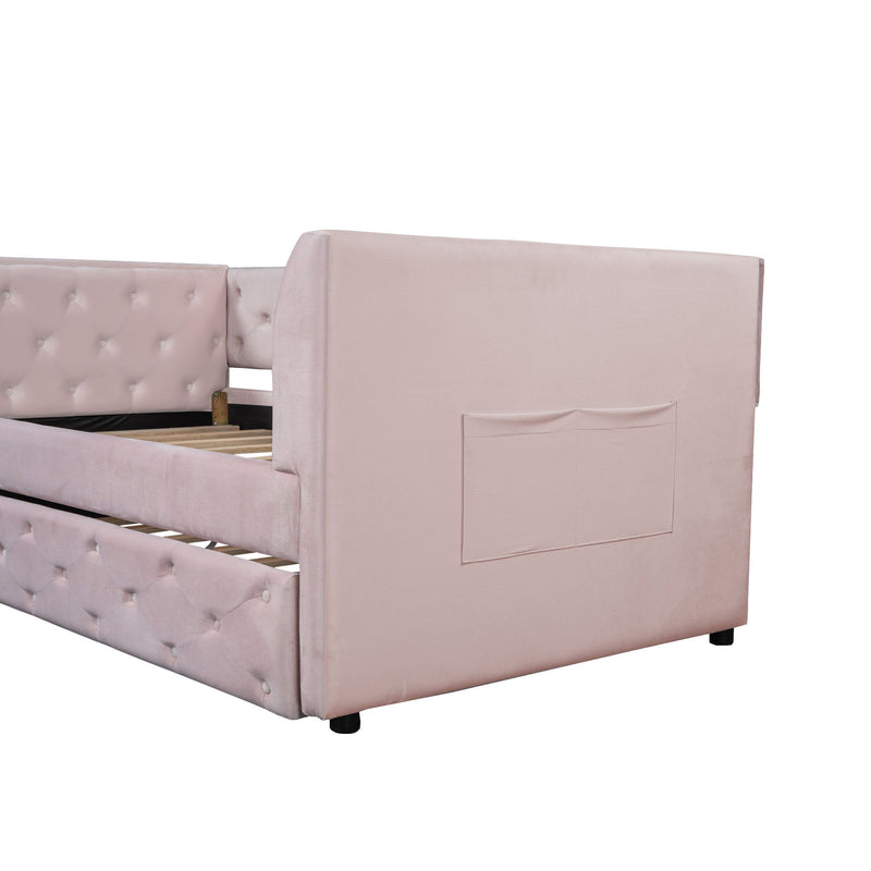 Upholstered Tufted Daybed With Trundle