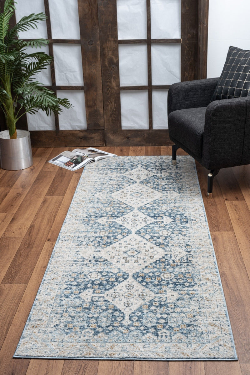 Noble - 5'3" X 7'3" Area Rug - Blue / Polyester