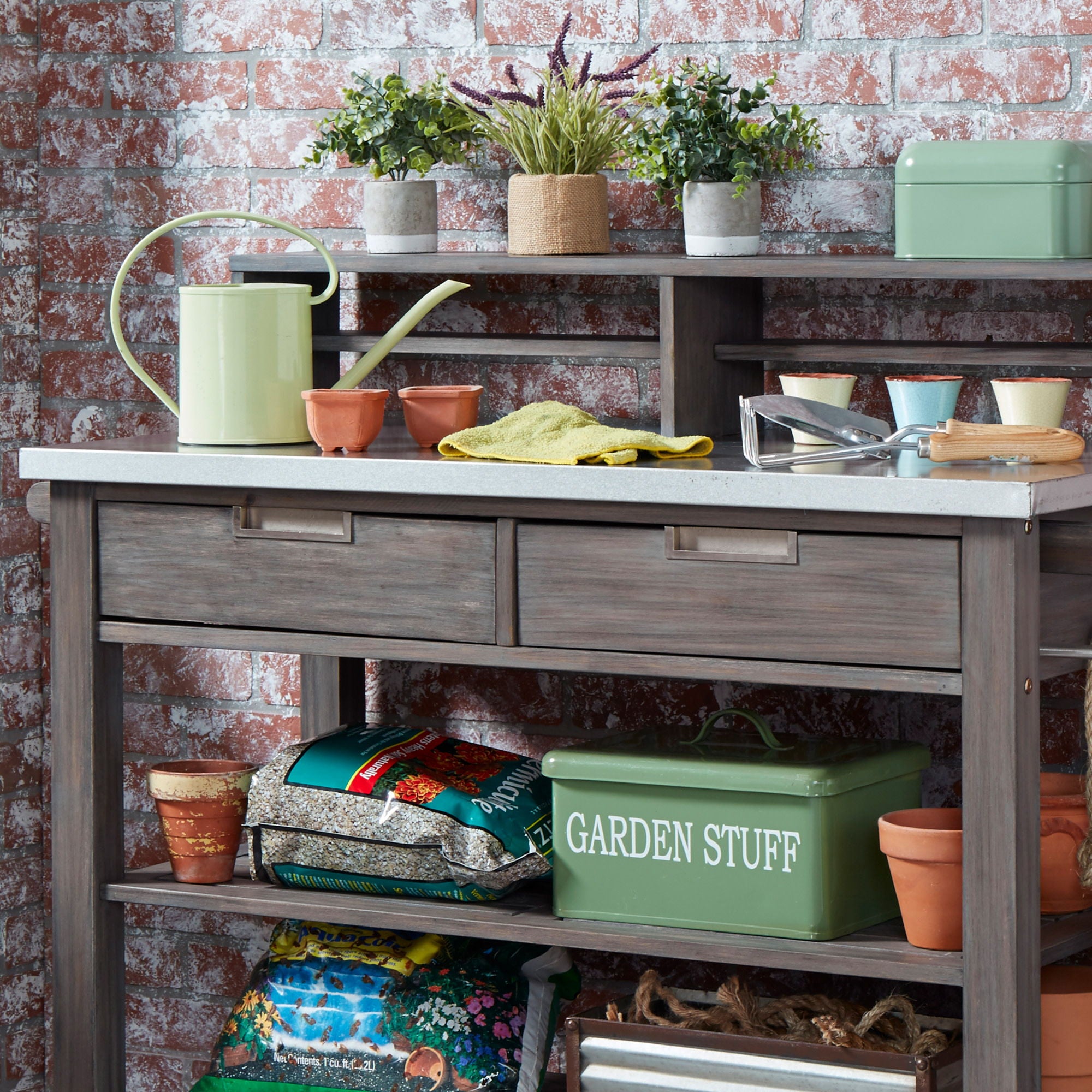 Maho - Potting Bench