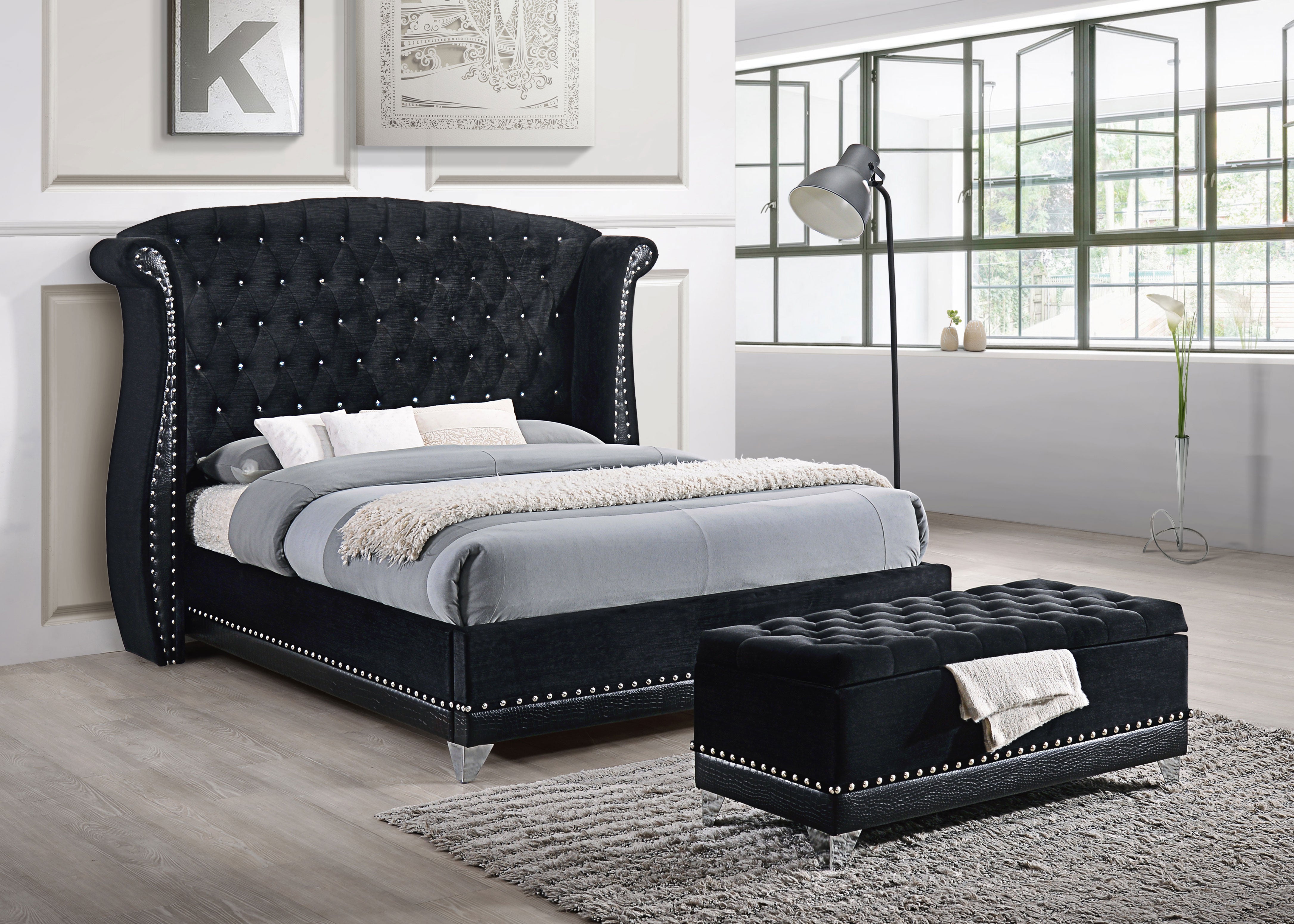 Barzini Upholstered Queen Wingback Bed Black — view 4