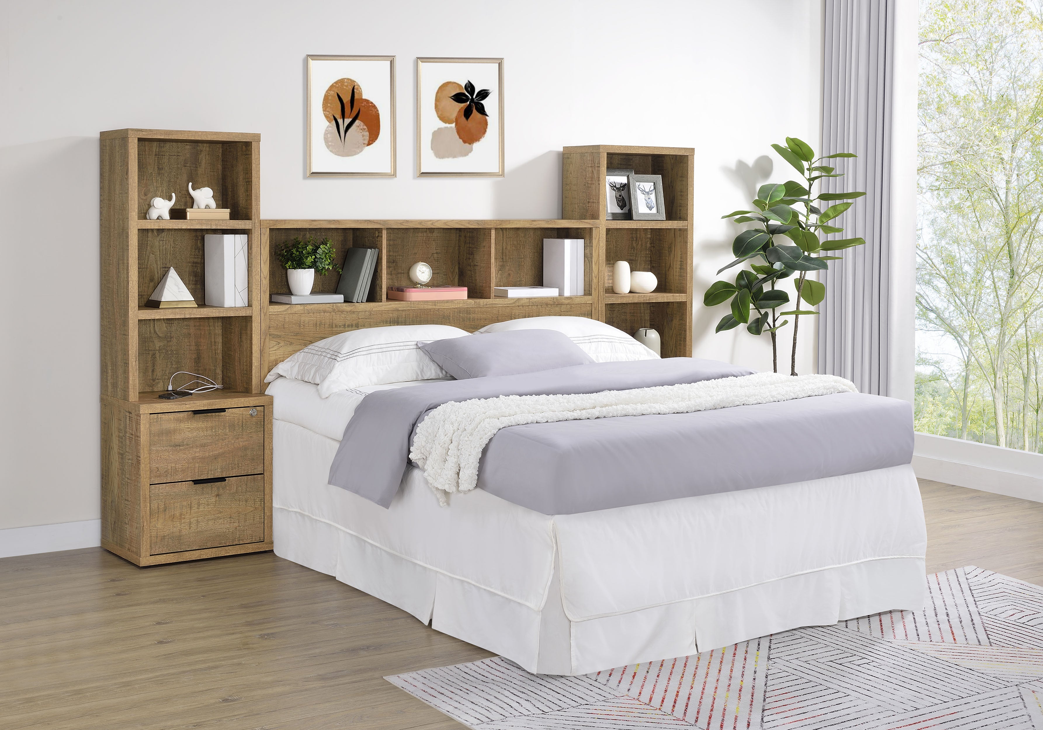 Westpark 3-piece Queen Bedroom Set Bookcase Headboard Mango — view 1