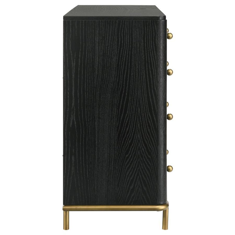 Arini - 8-Drawer Dresser
