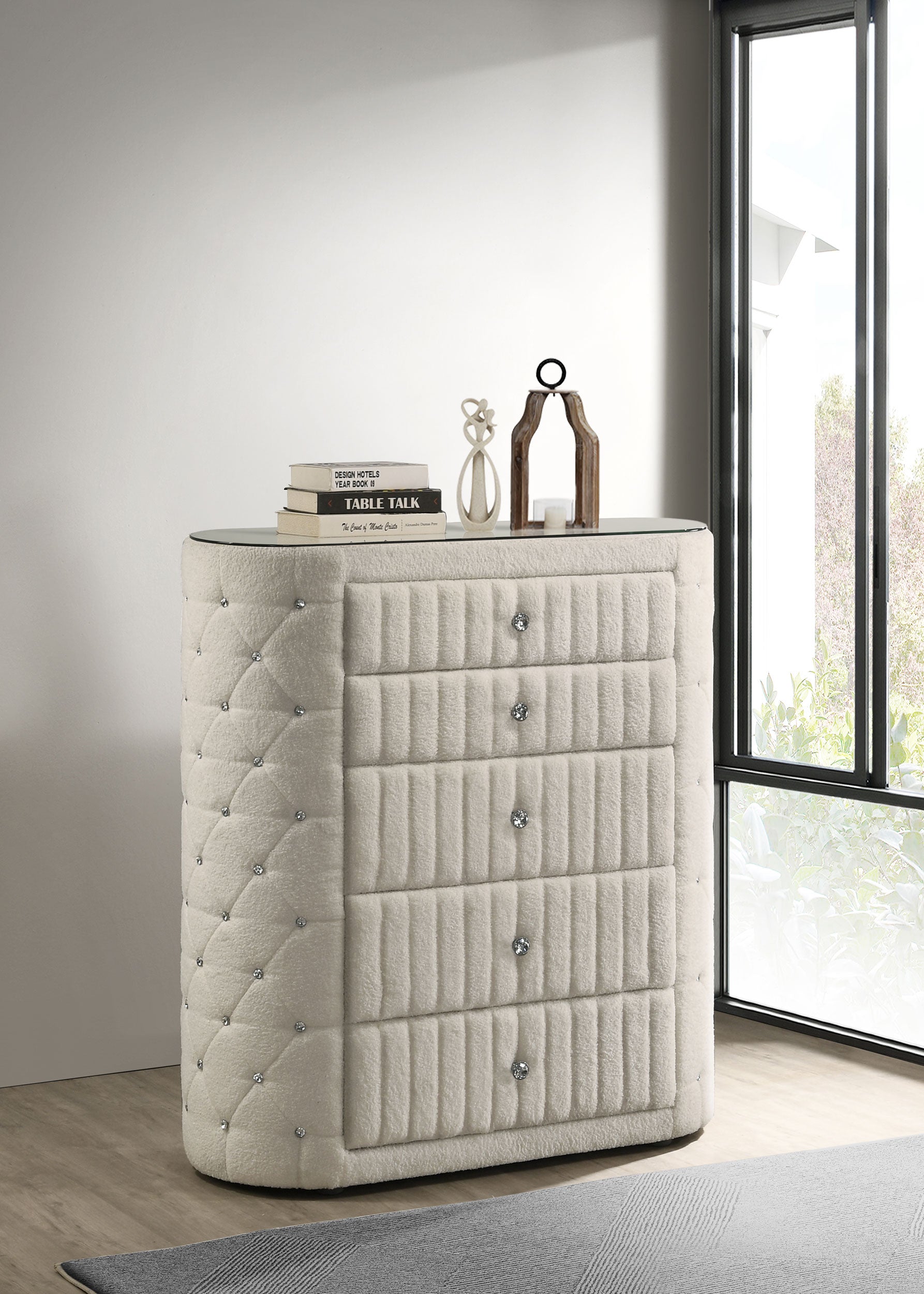 Sonya 5-drawer Upholstered Bedroom Chest of Drawers Ivory — view 2