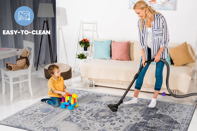 Payas - 6' X 9' Medallion Area Rug - Cream / Blue