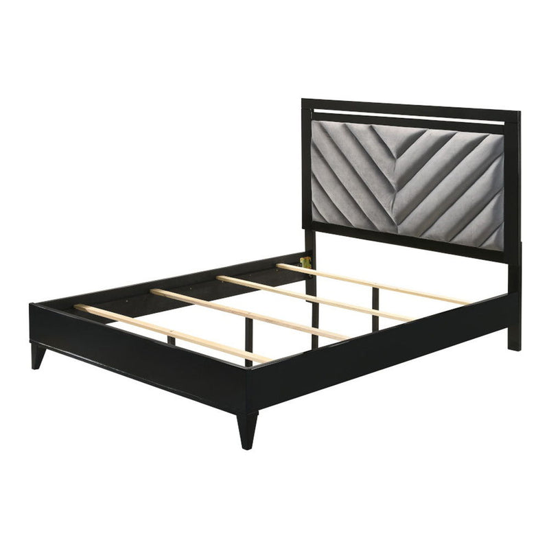 Chelsie - Bed
