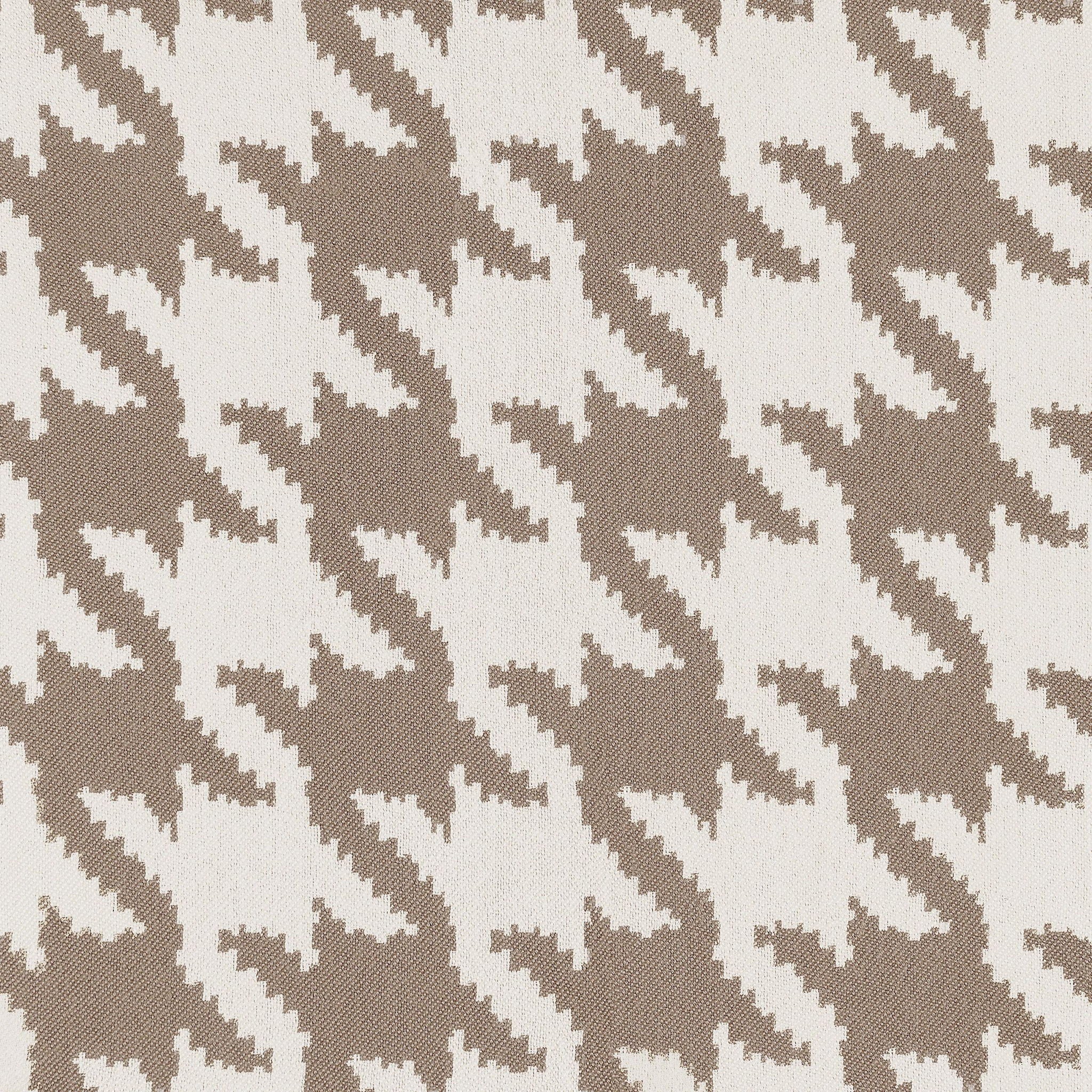 Mcloughlin Upholstered Sloped Arm Sectional Sofa Platinum