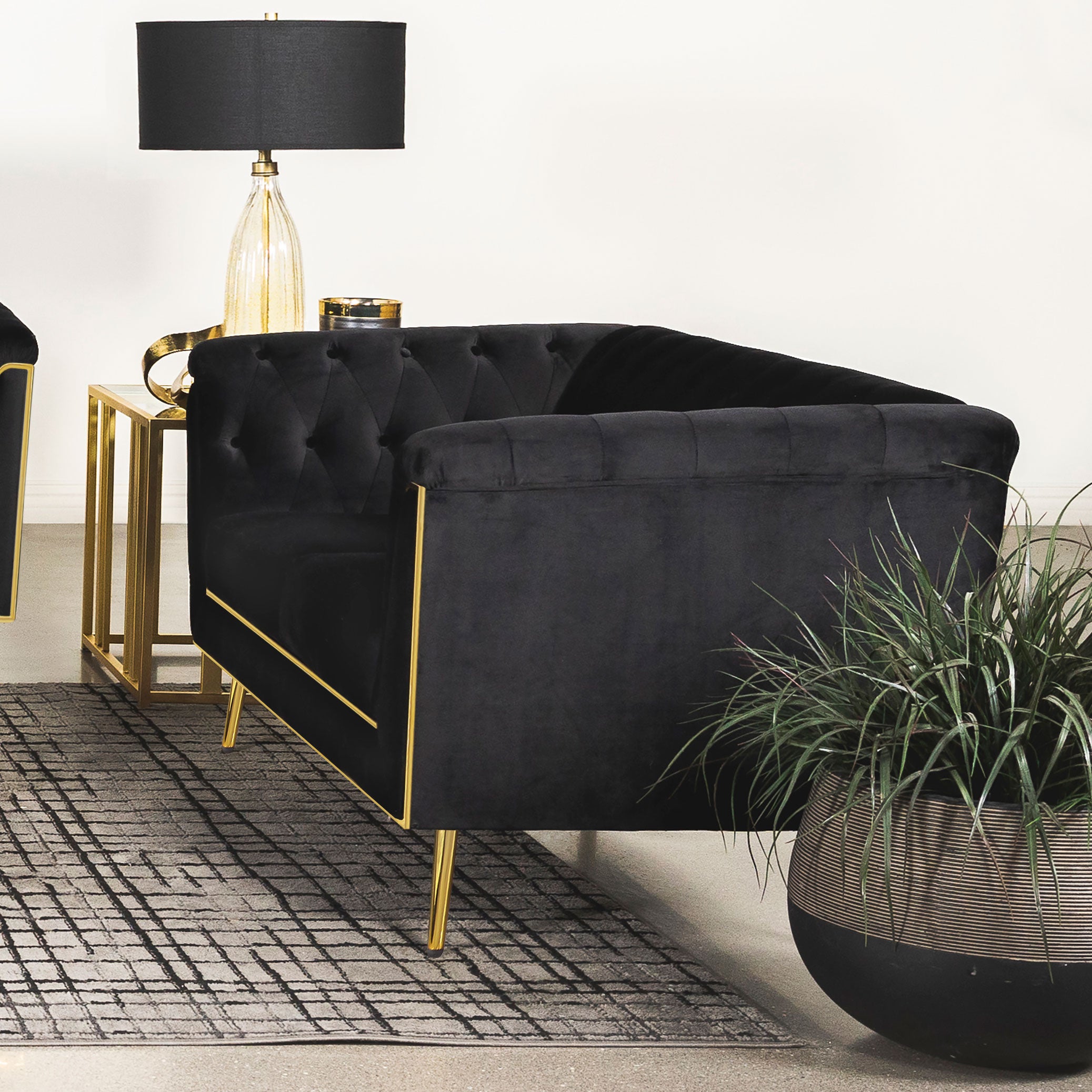 Holly Upholstered Tuxedo Arm Tufted Loveseat Black — view 2