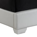 Elegant Platform Bed For Relaxed Spaces