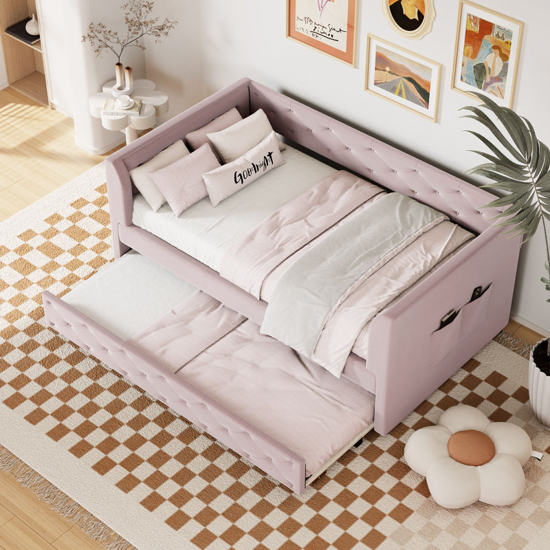 Upholstered Tufted Daybed With Trundle