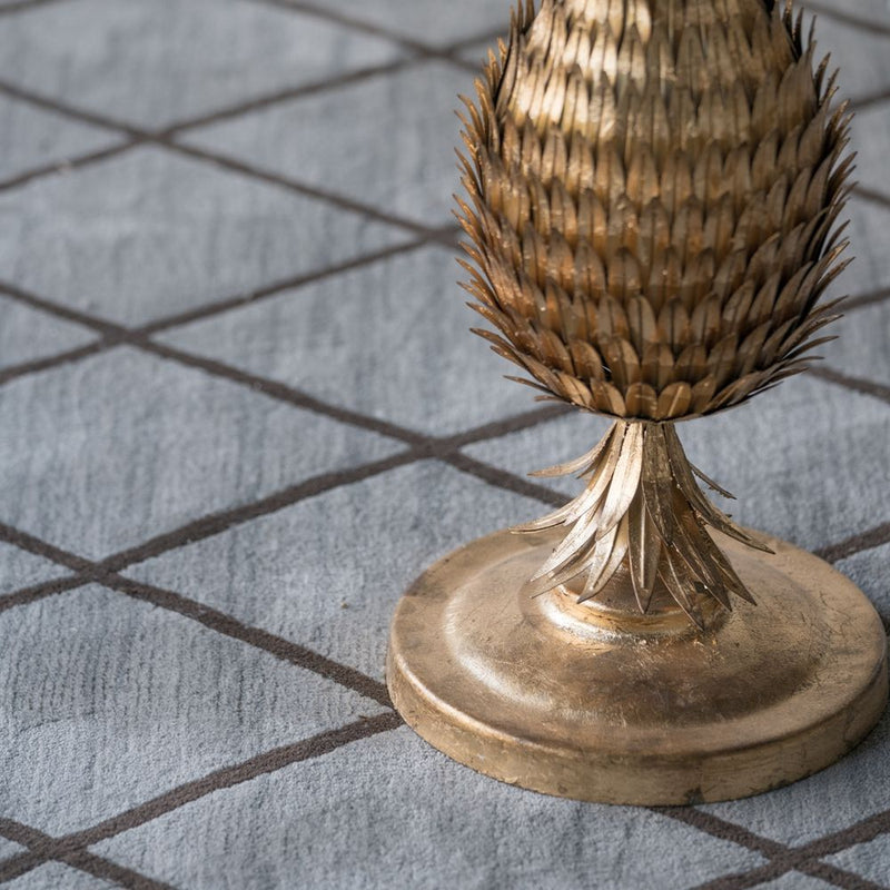 Pineapple Table - Gold