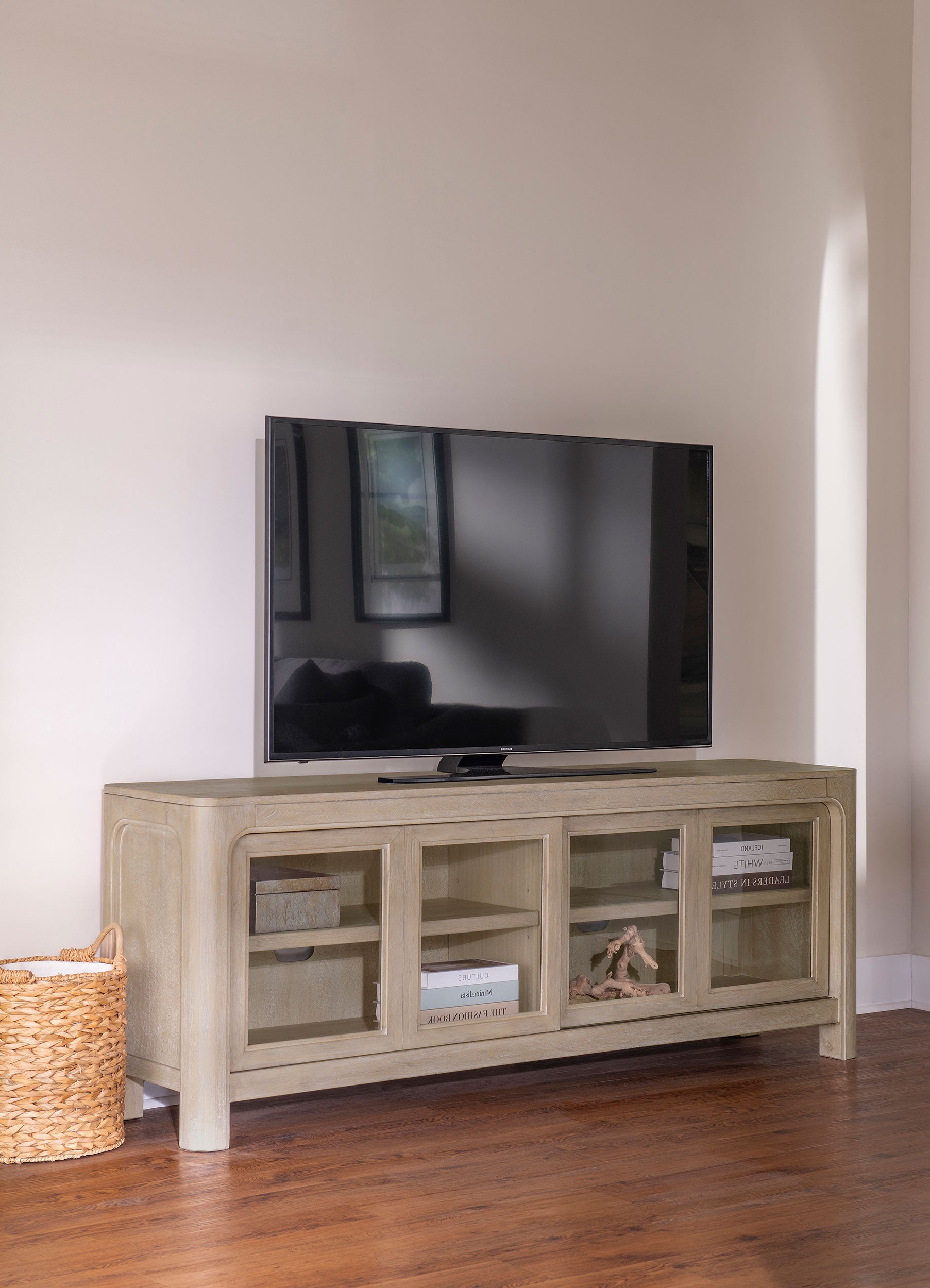 Solano 71-inch 2-door TV Stand Media Console Weathered Mango — view 2