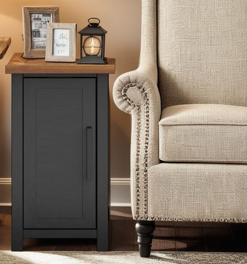 Essex - Chairside Table - Black, Whiskey