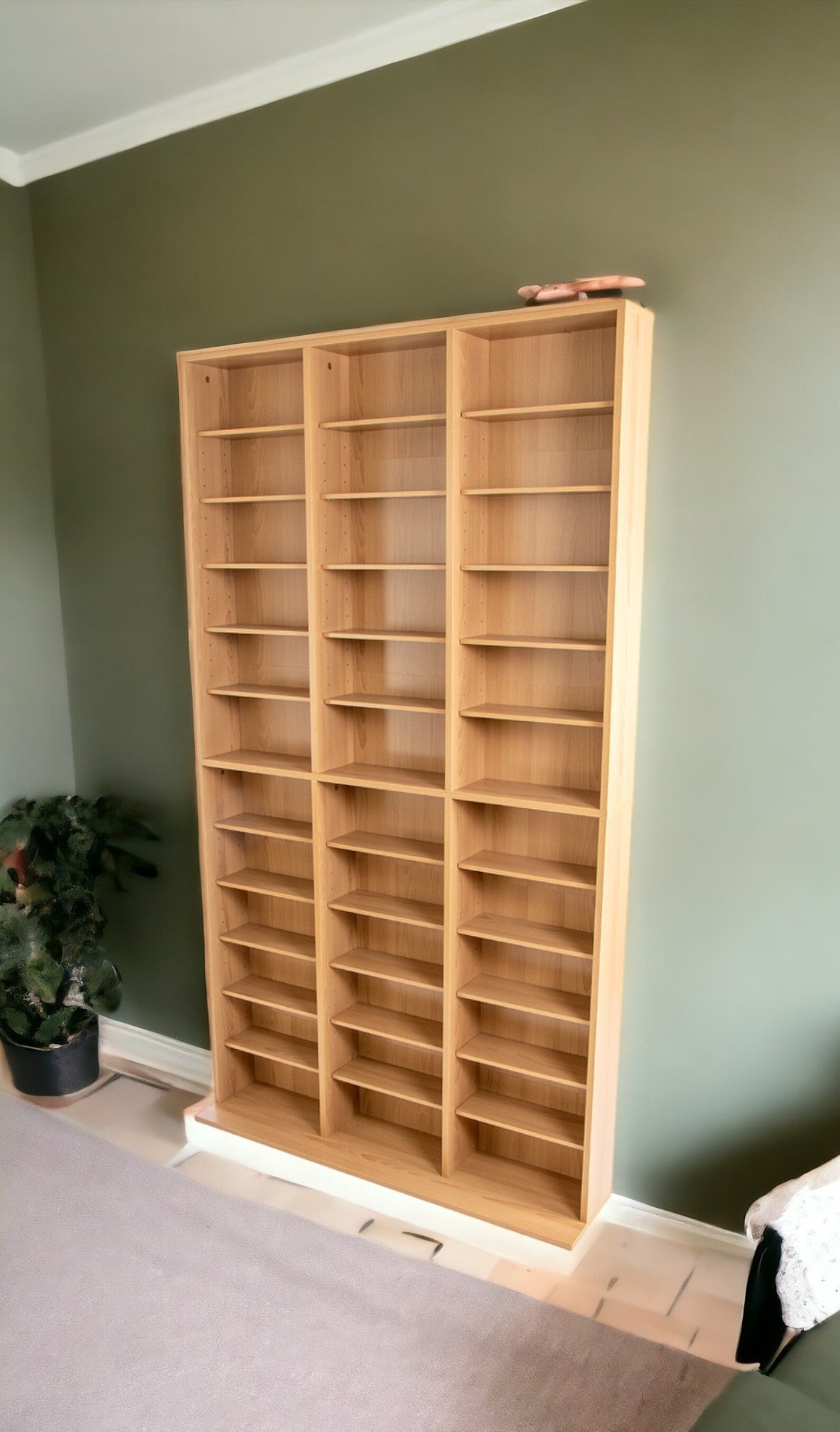Media Shelving Unit, 6 Fixed Shelves, 30 Adjustable Shelves, Wide Base for Stability in Maple