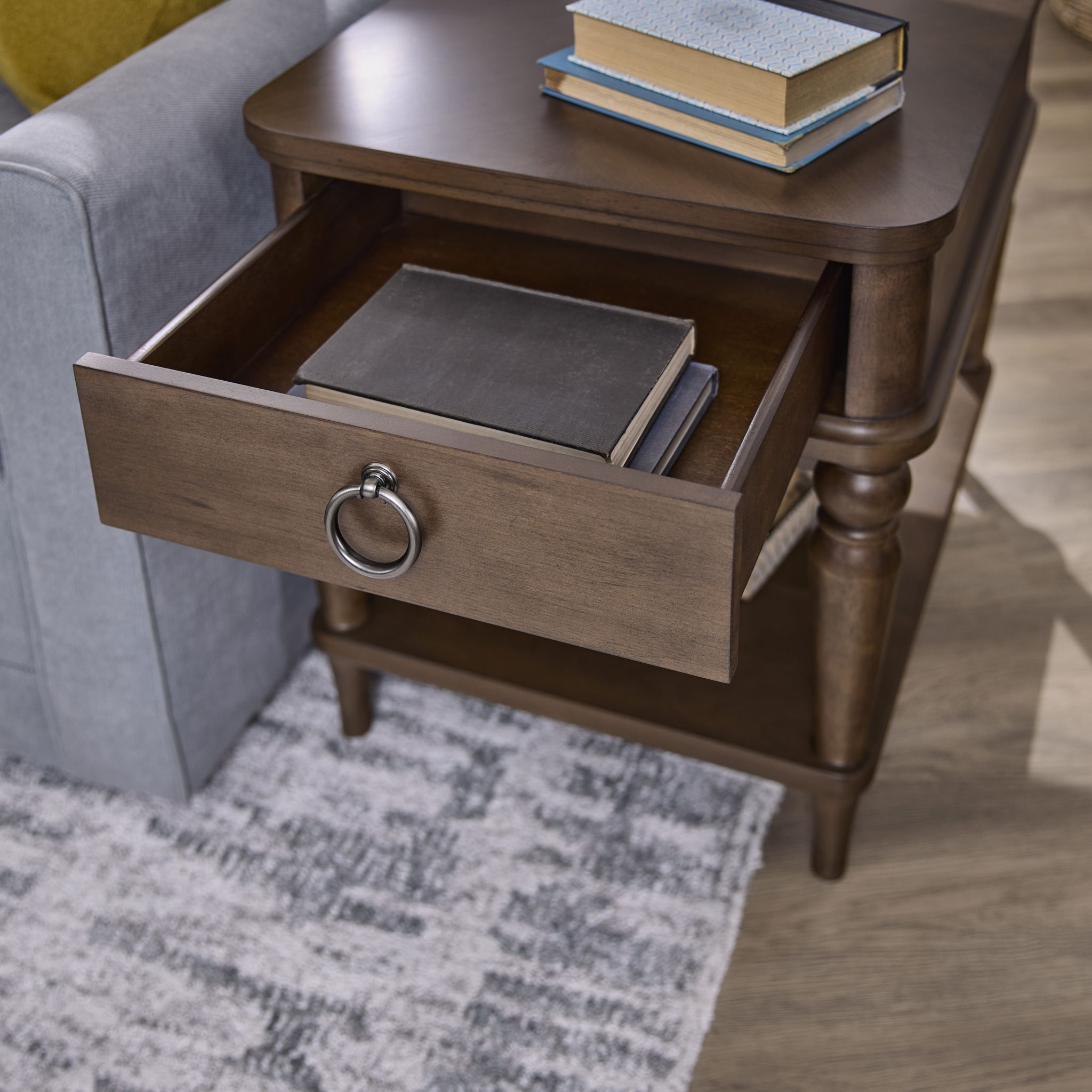 Bellevue - Table