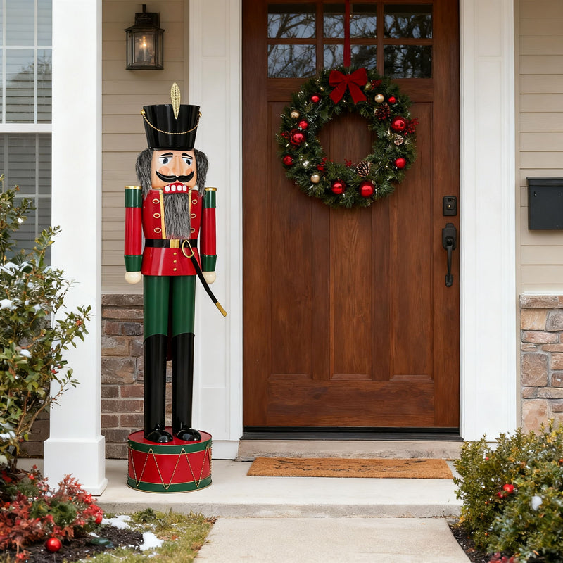 Classic Nutcracker Holiday Decor - Green / Red