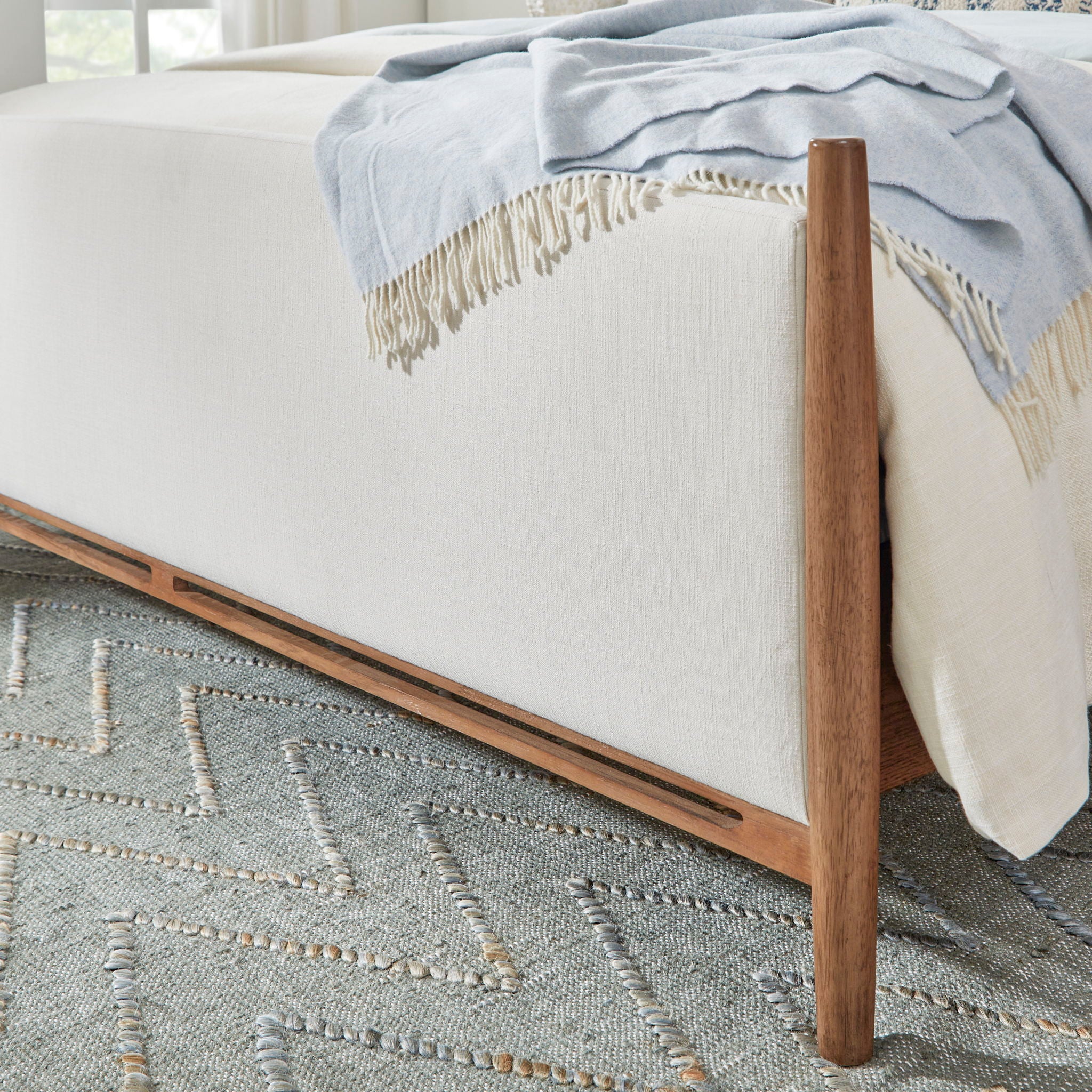 Verona - Upholstered Bed