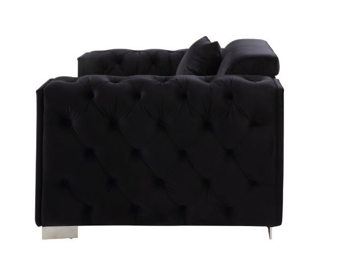 Trislar - Chair - Black Velvet - 33"