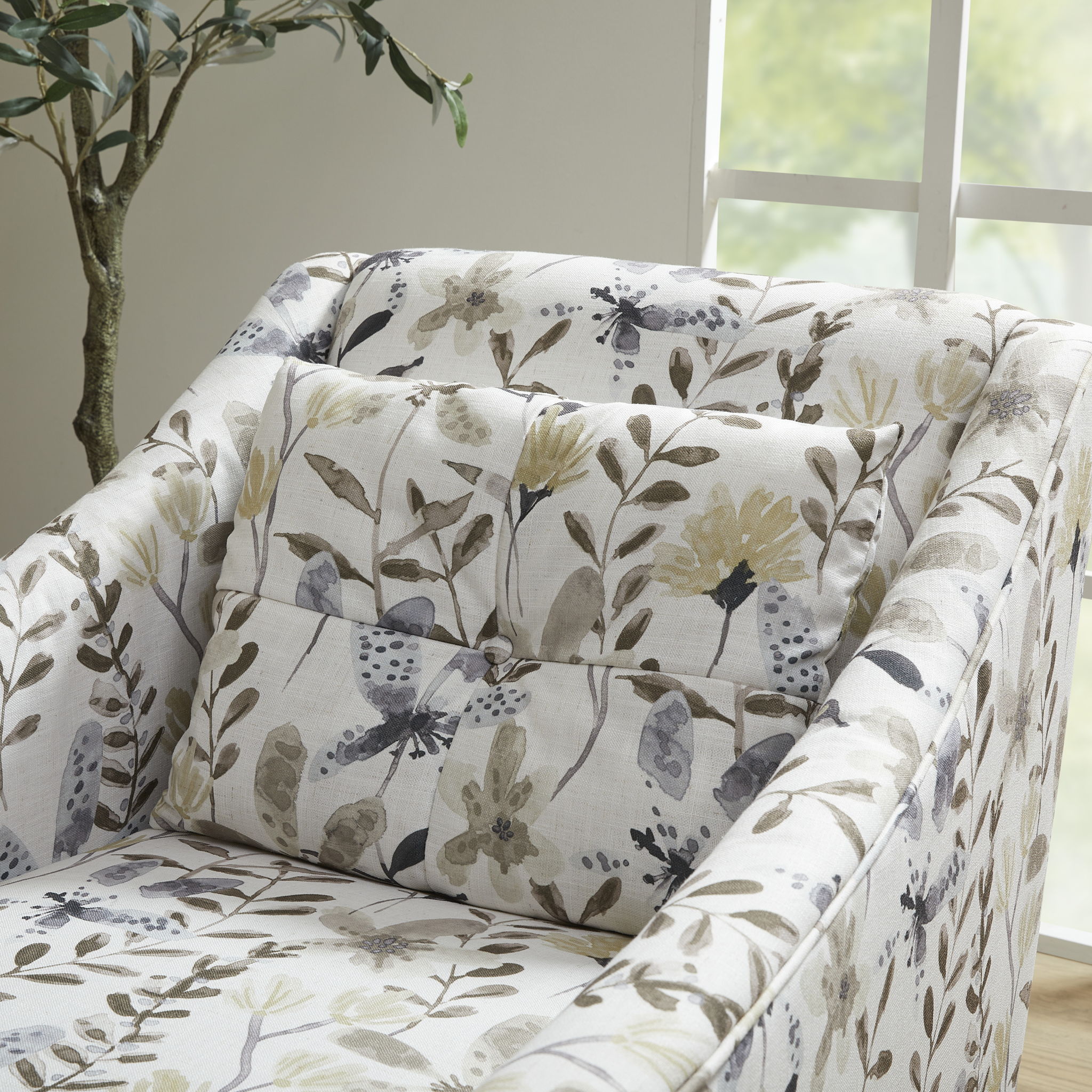 Skylar - Fabric Stationary Chair